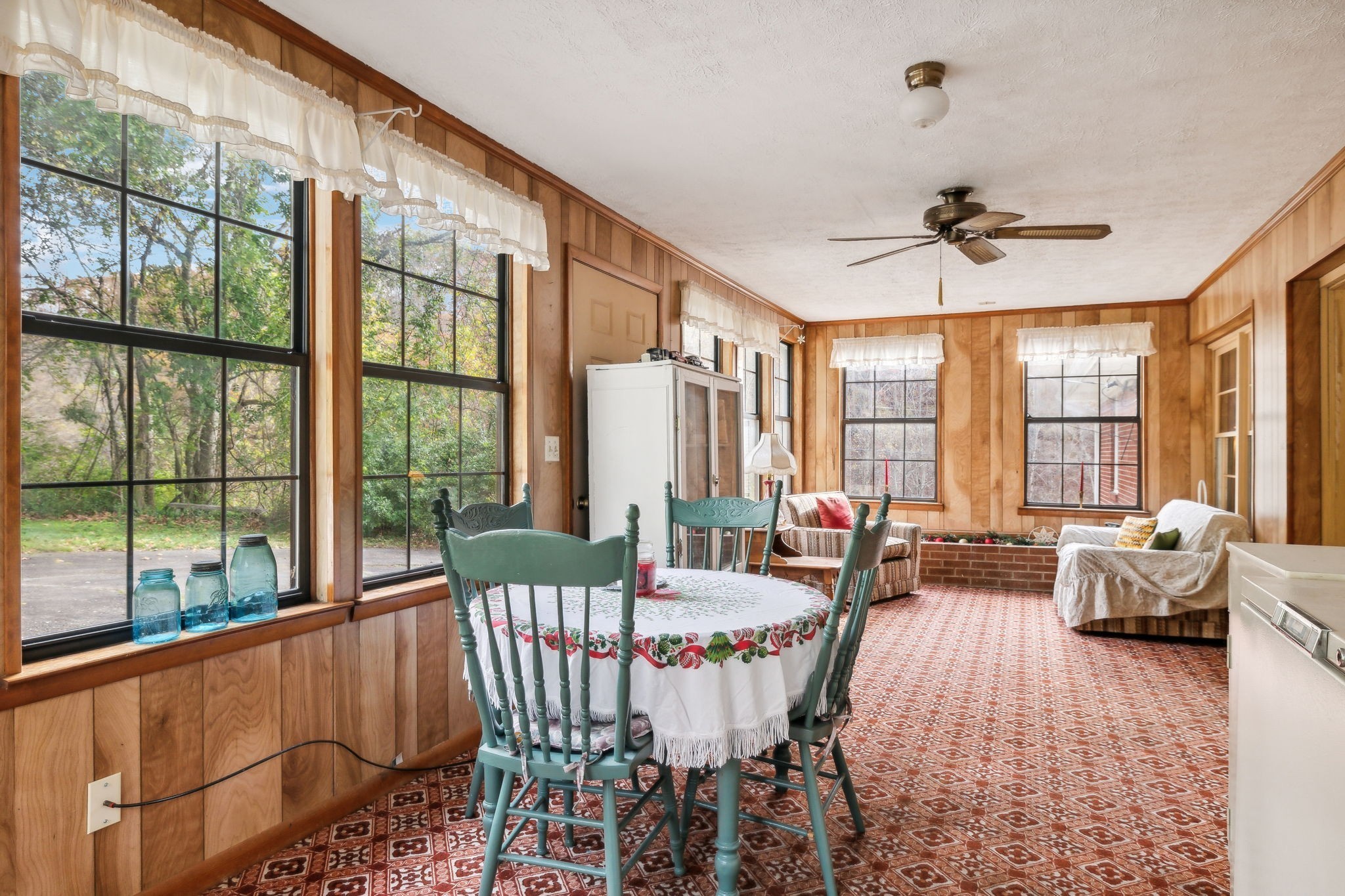 404 Van Hook Dr Property Photo 33