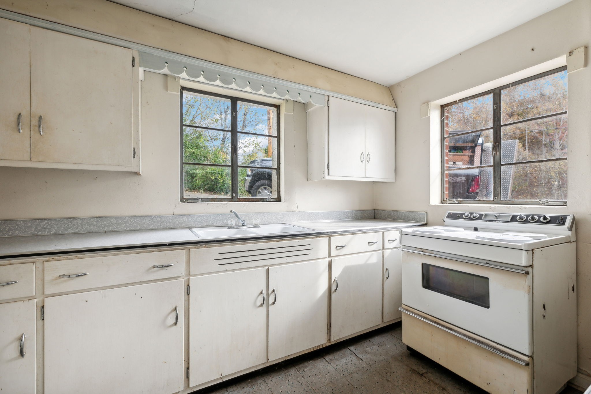 404 Van Hook Dr Property Photo 43