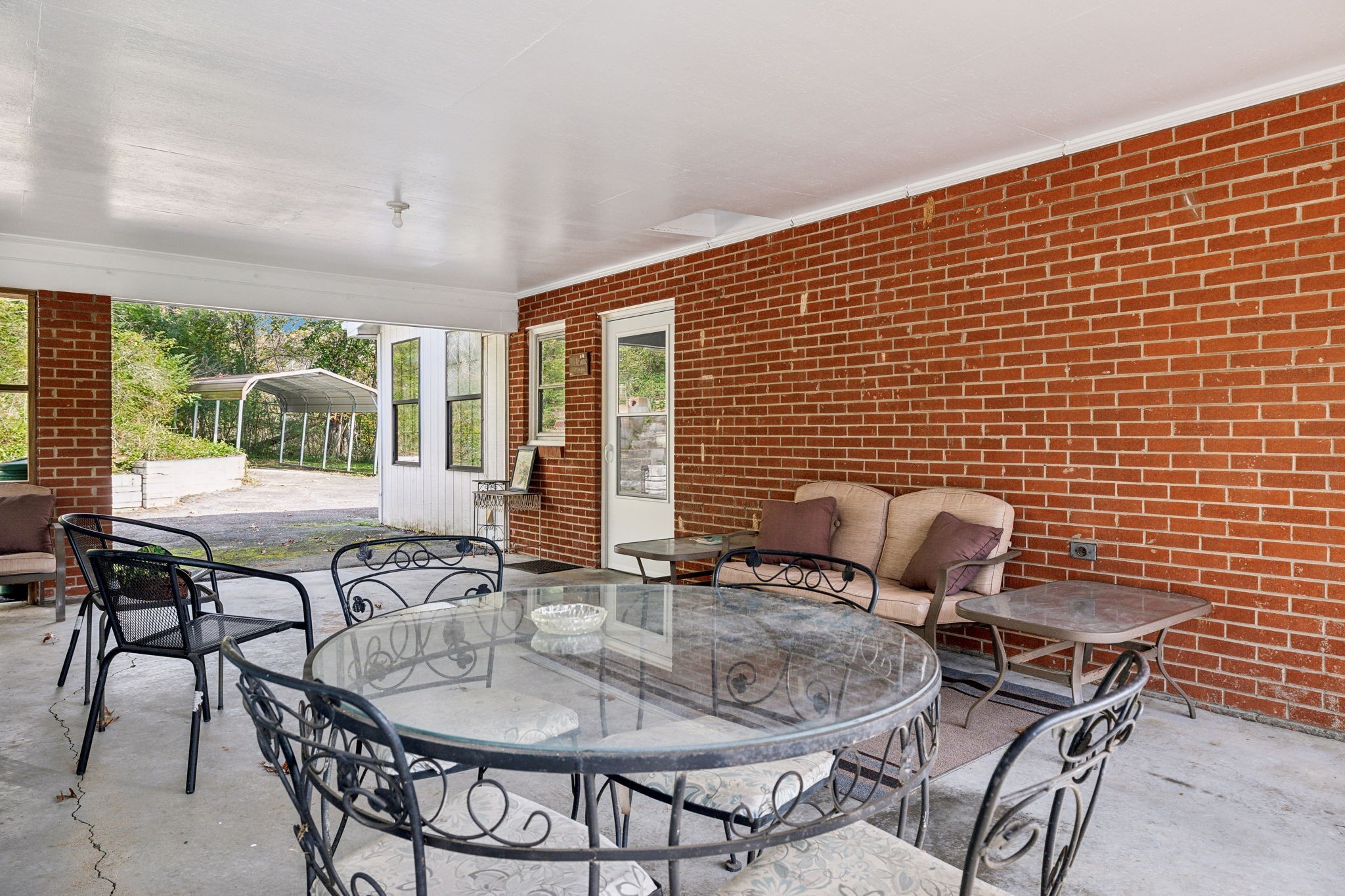 404 Van Hook Dr Property Photo 45