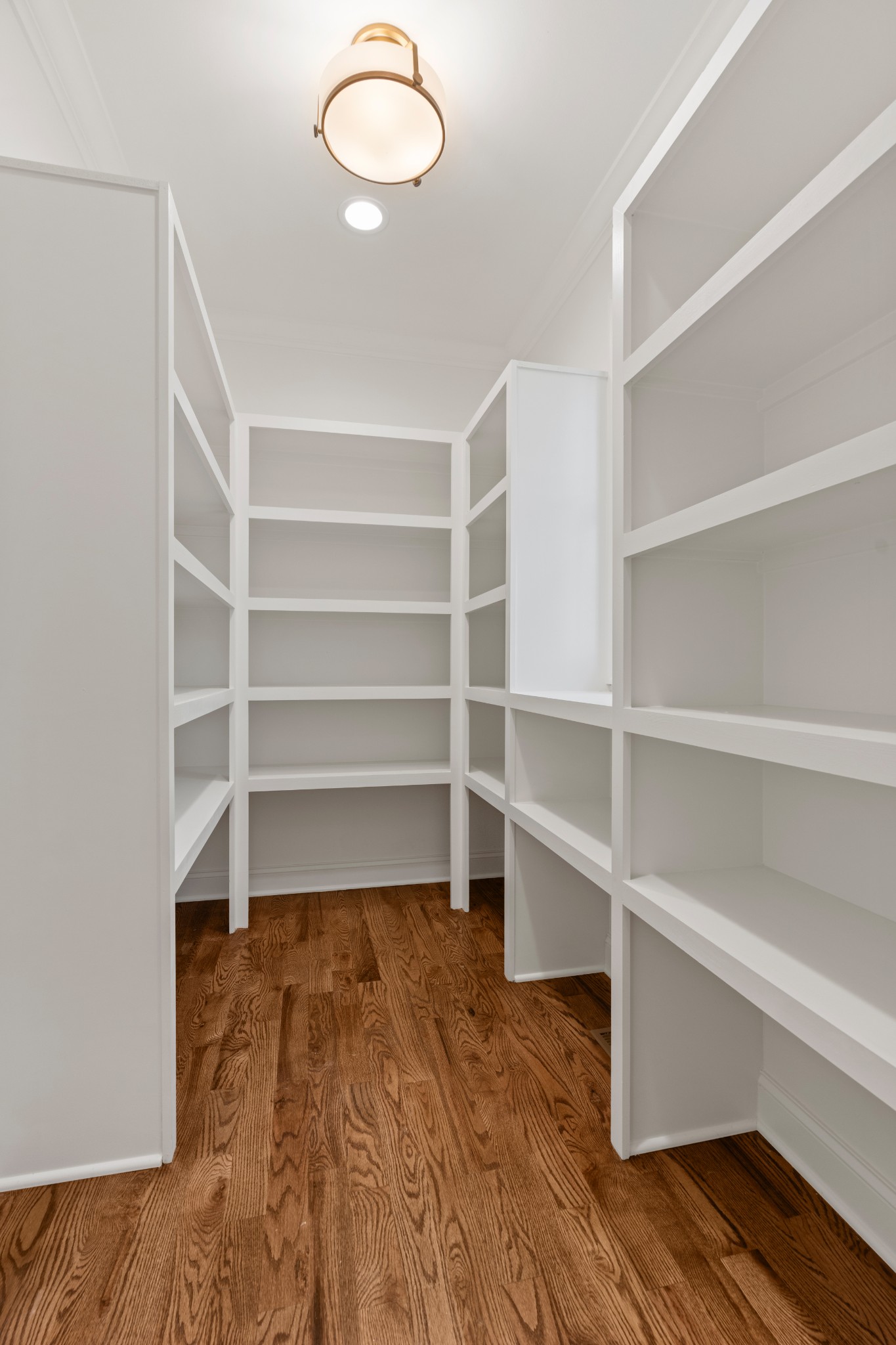 1107 Collin Dr Property Photo 23