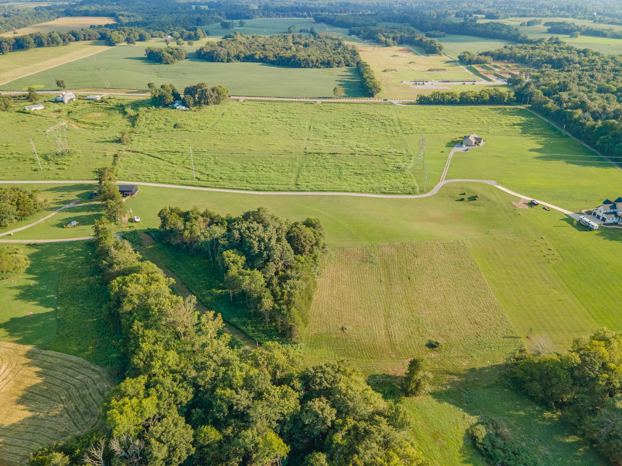 3380 Mealer Rd Property Photo 6