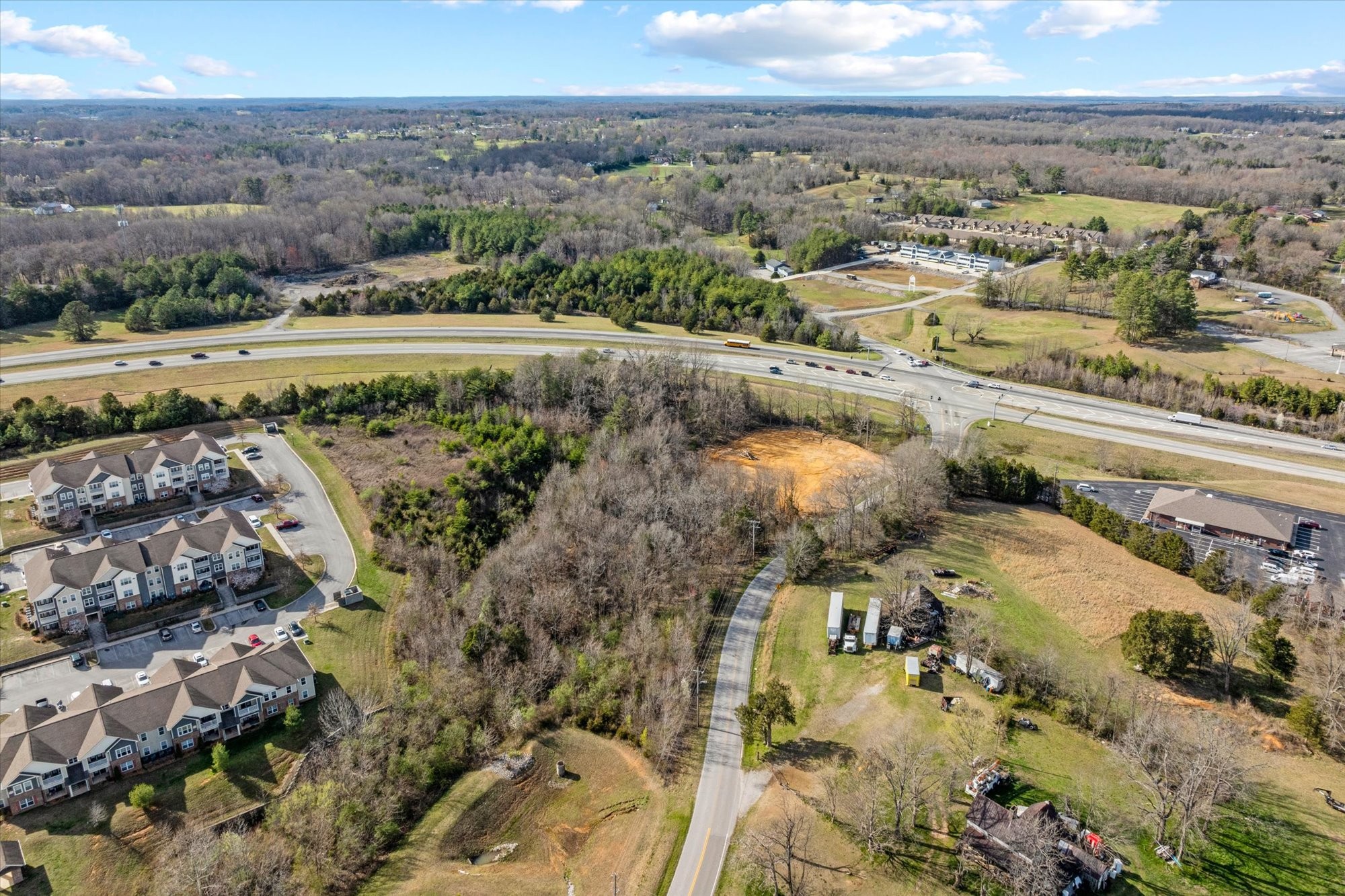 275 Quinland Lake Rd Property Photo 4