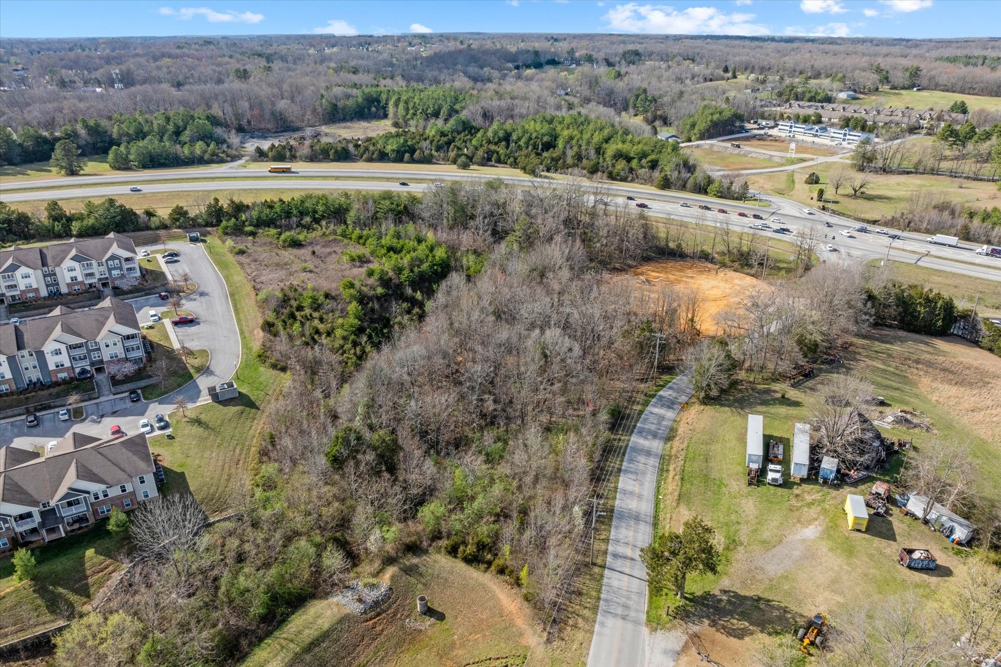 275 Quinland Lake Rd Property Photo 5