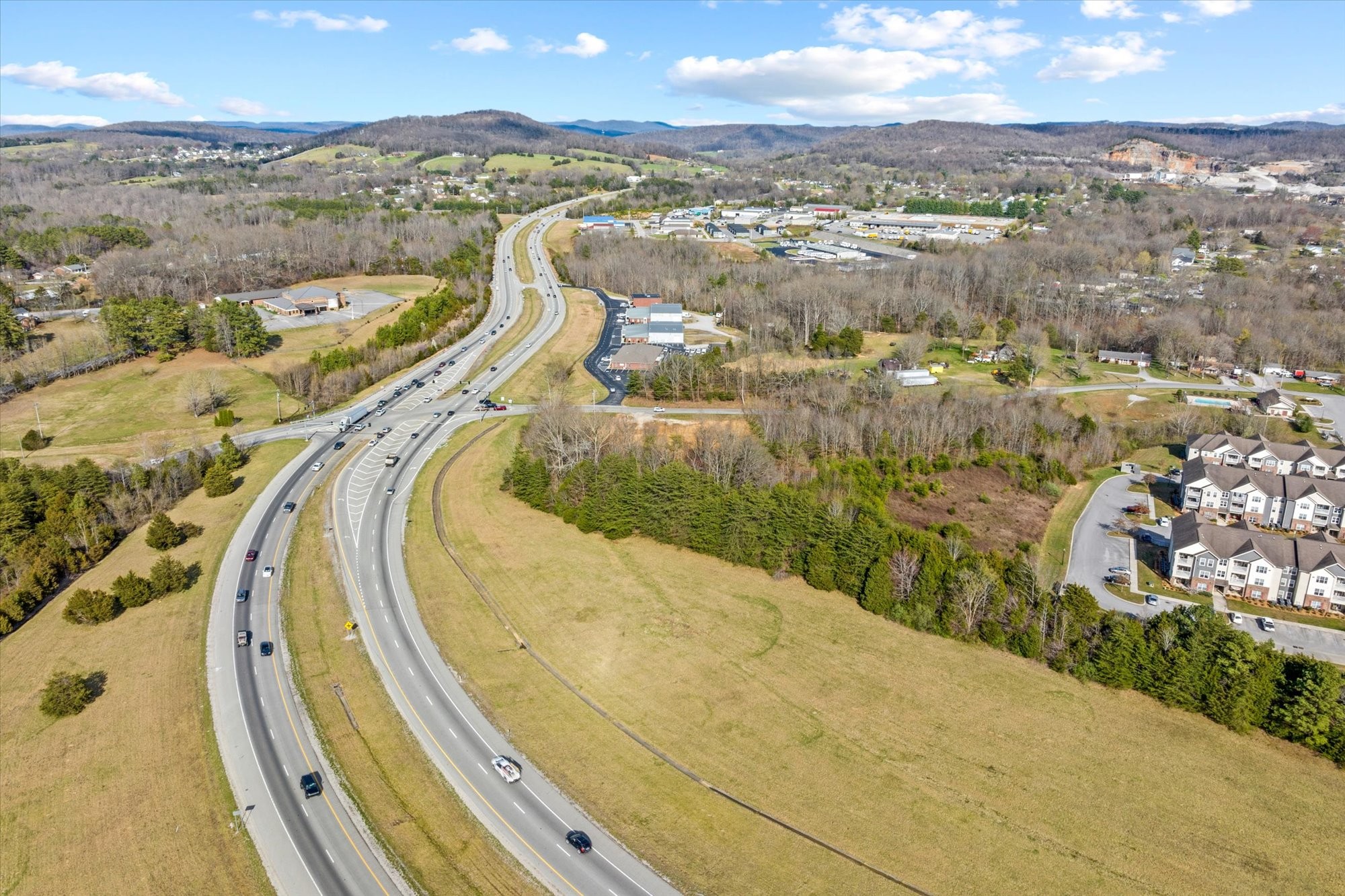 275 Quinland Lake Rd Property Photo 8