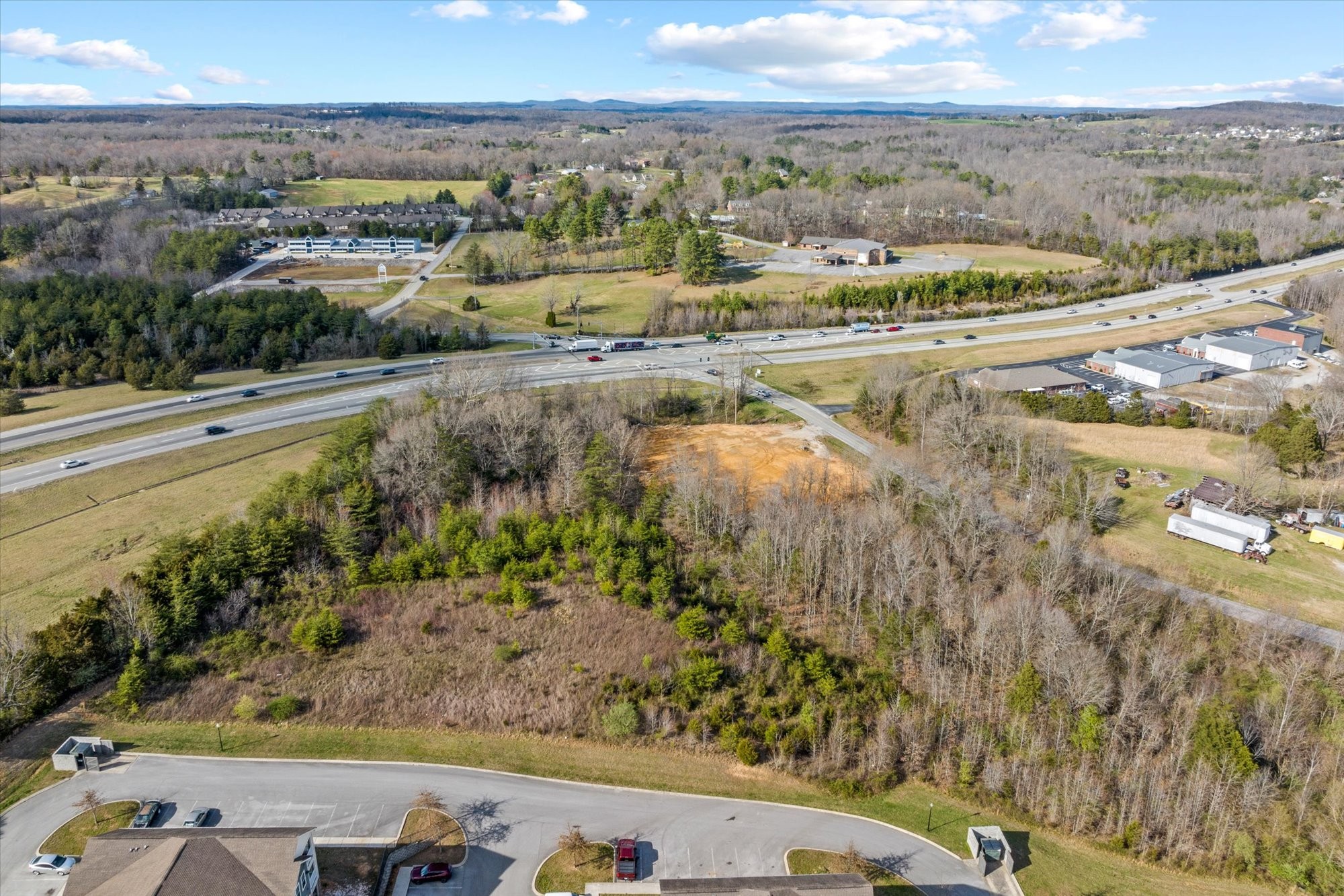 275 Quinland Lake Rd Property Photo 9