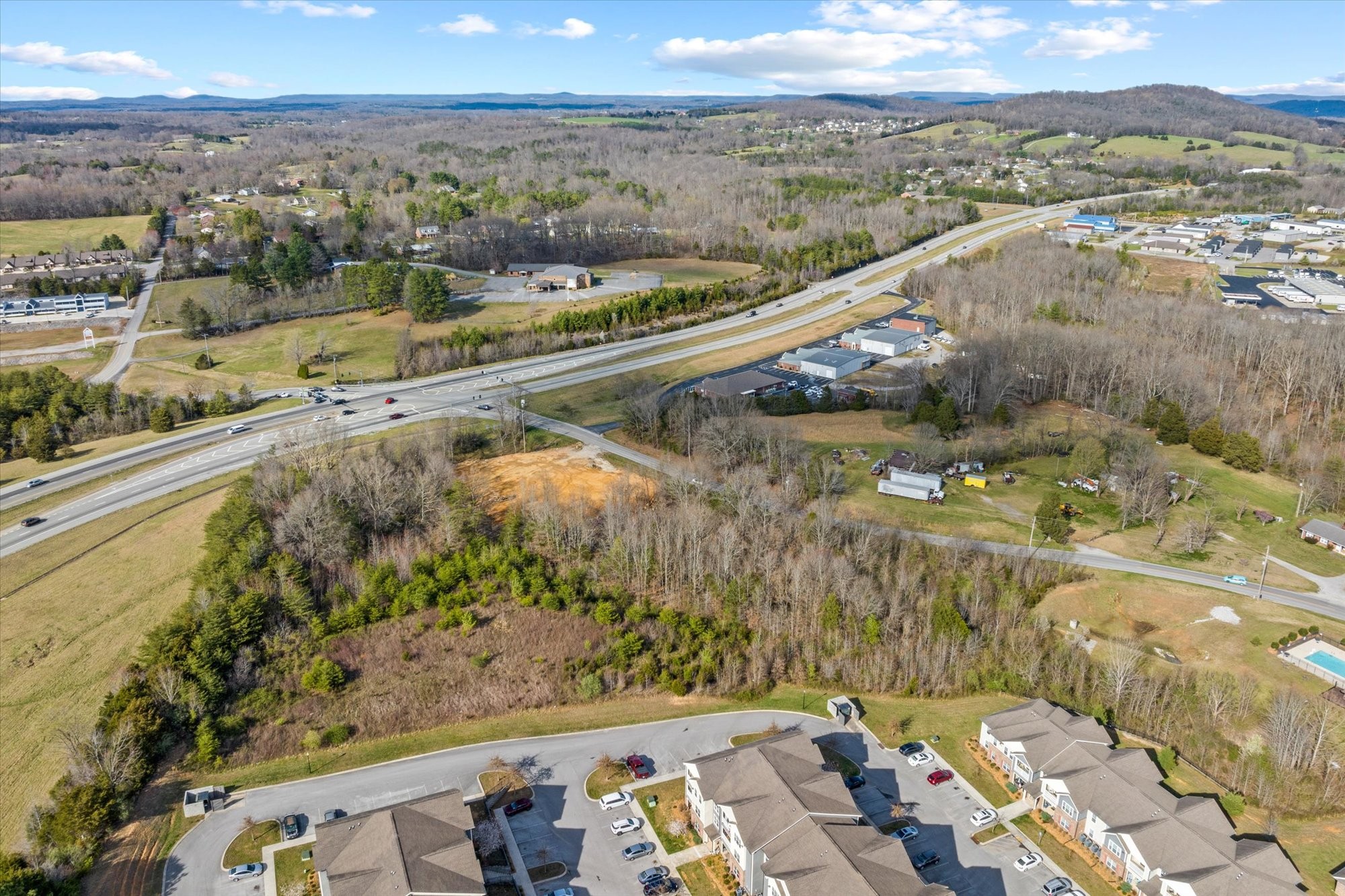 275 Quinland Lake Rd Property Photo 10