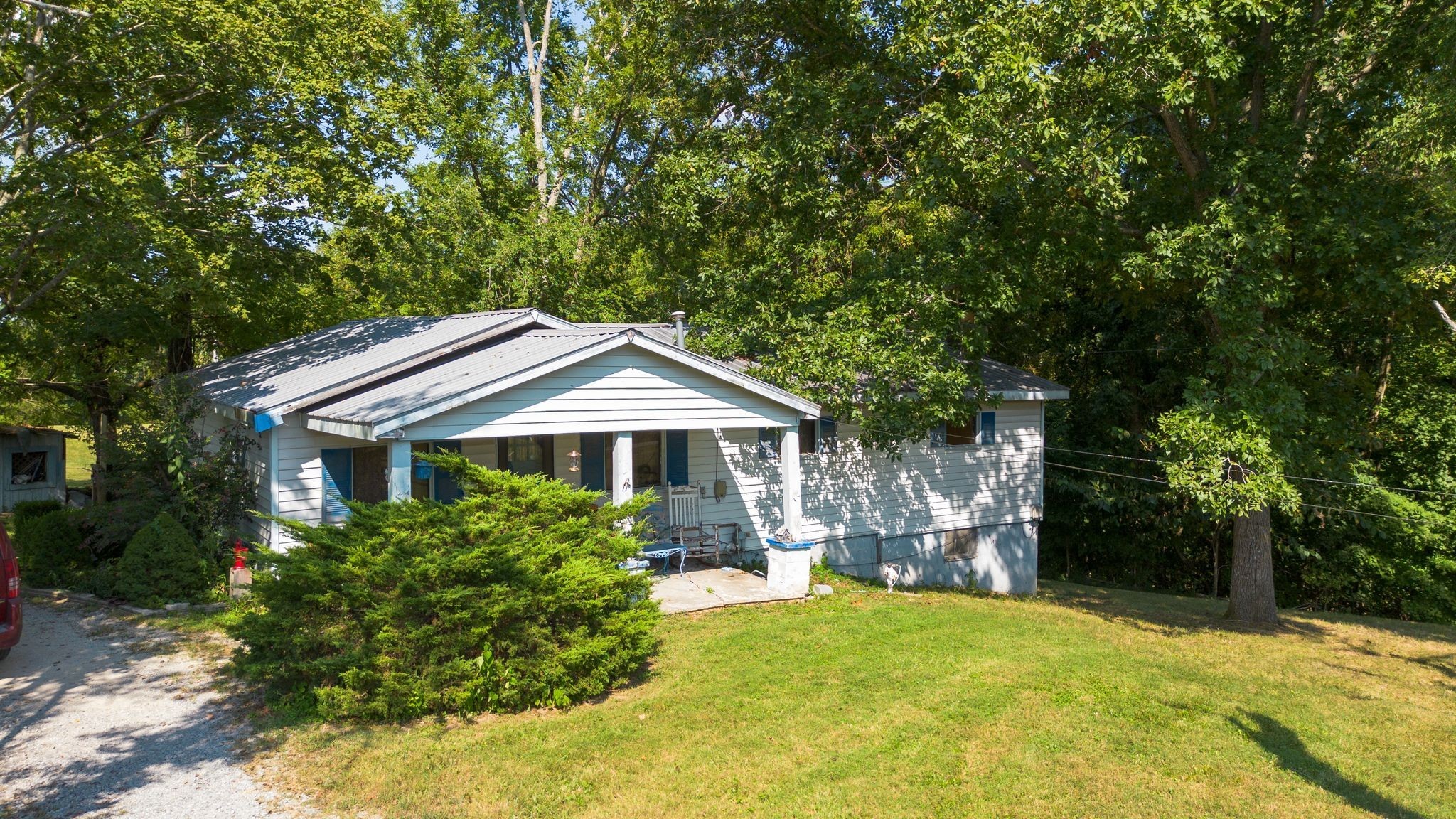 5822 Highway 41a Property Photo 28