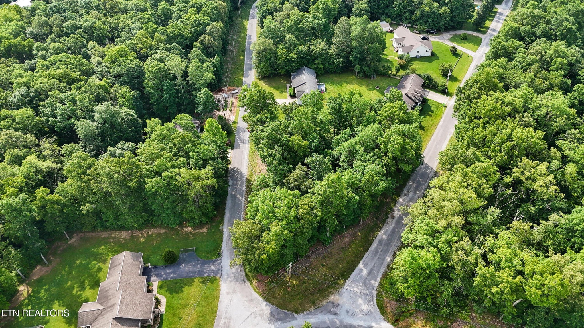 600 Aqum Circle Property Photo 2