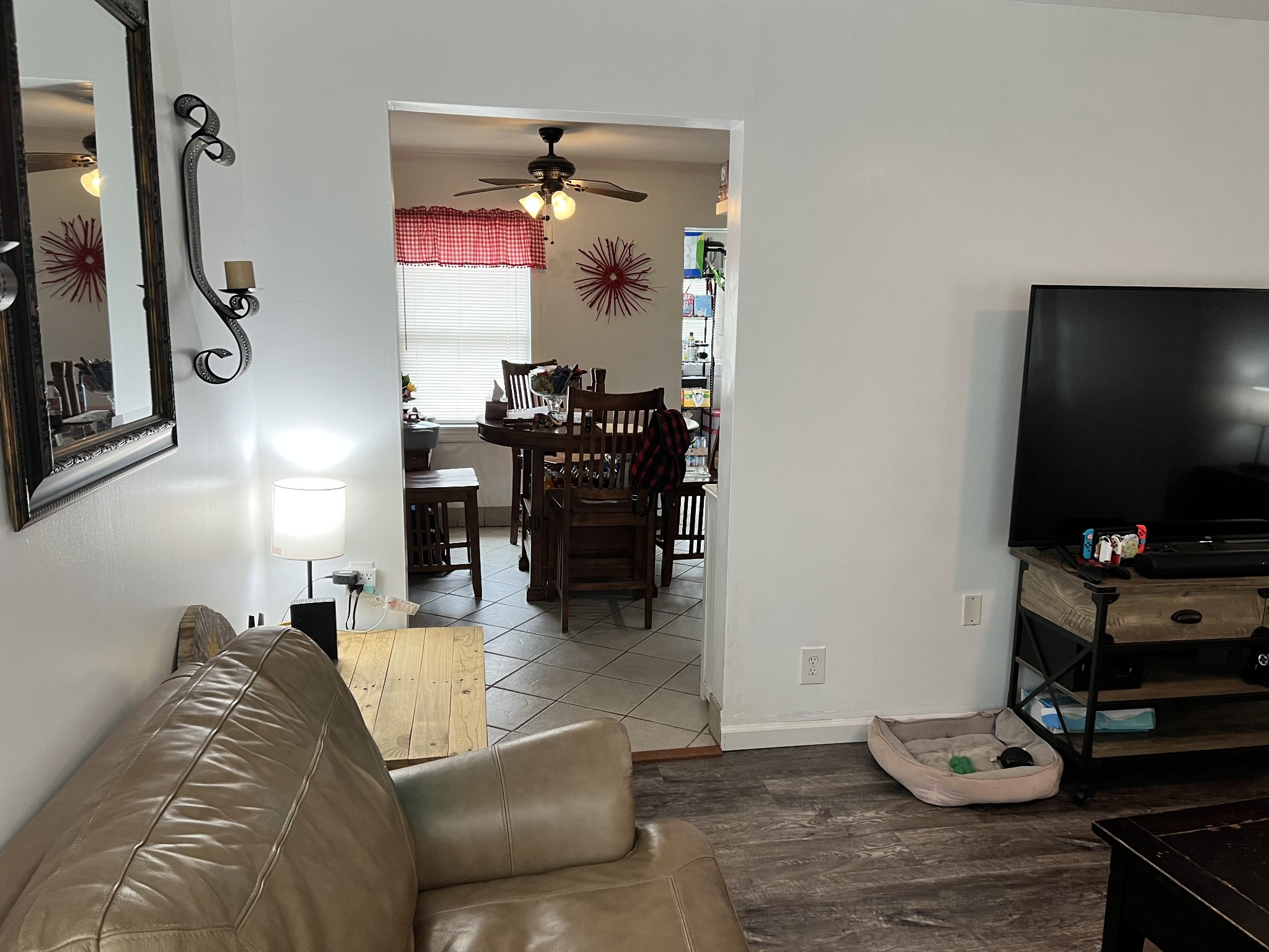 431 Elm St Property Photo 5