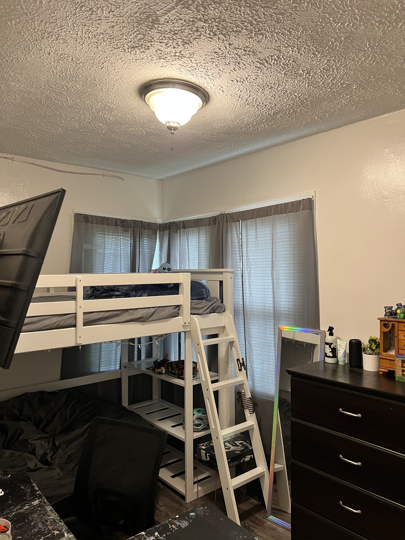 431 Elm St Property Photo 8