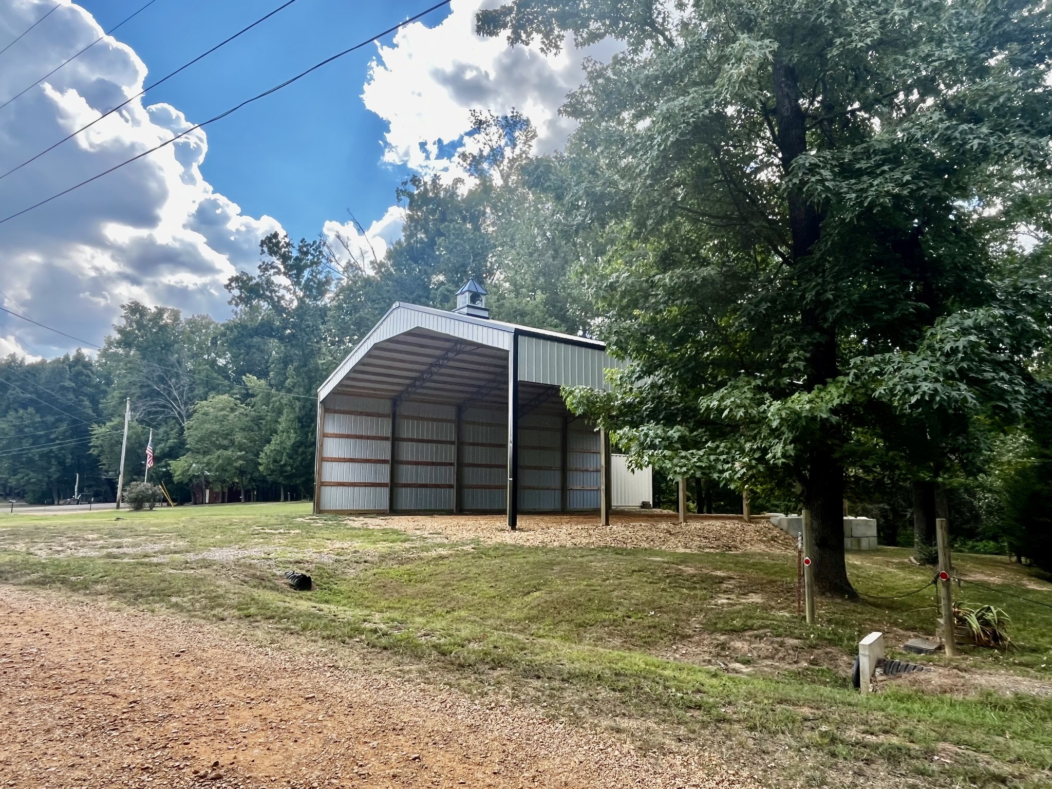 250 Teal Ln Property Photo 2