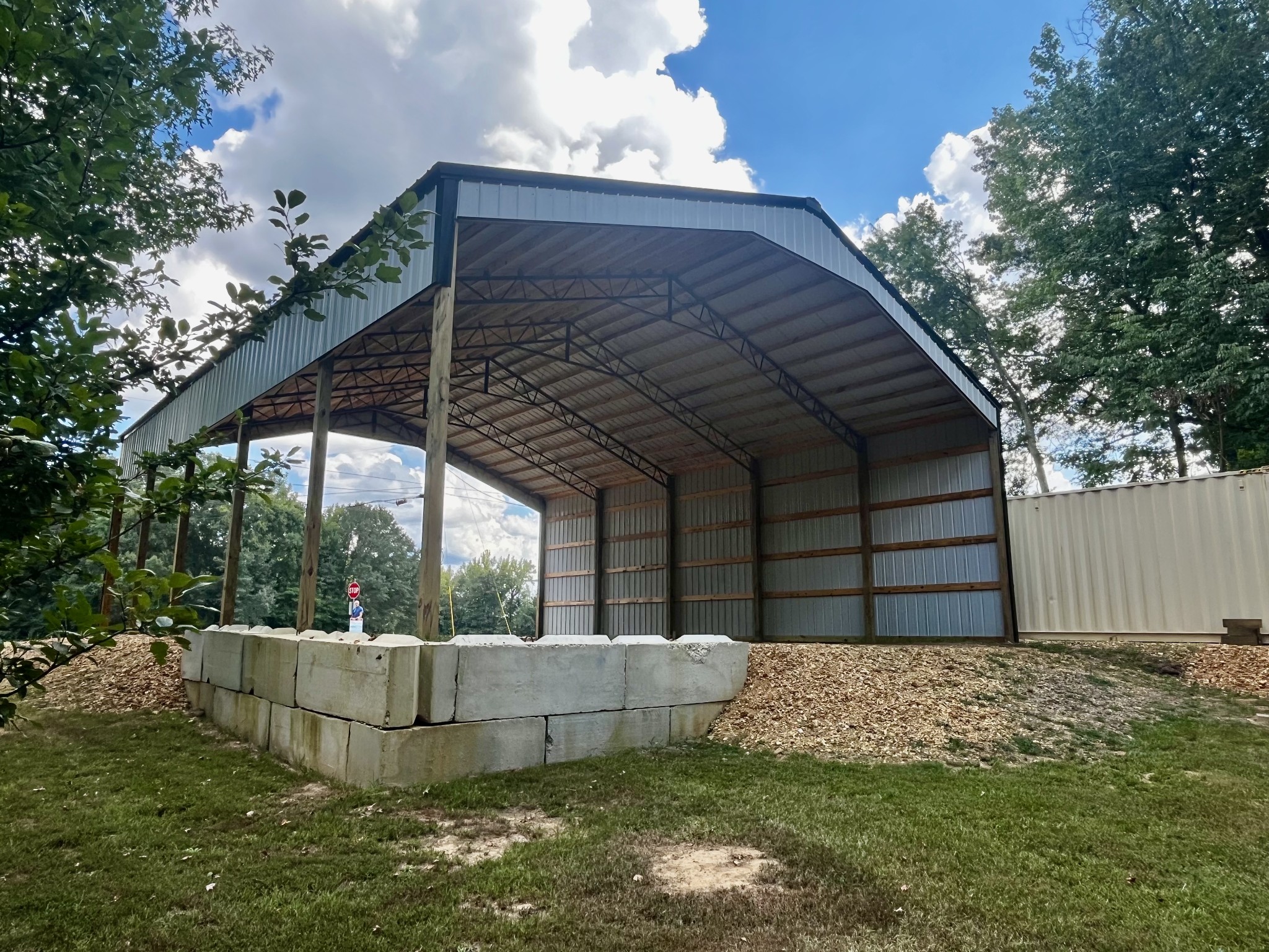 250 Teal Ln Property Photo 8