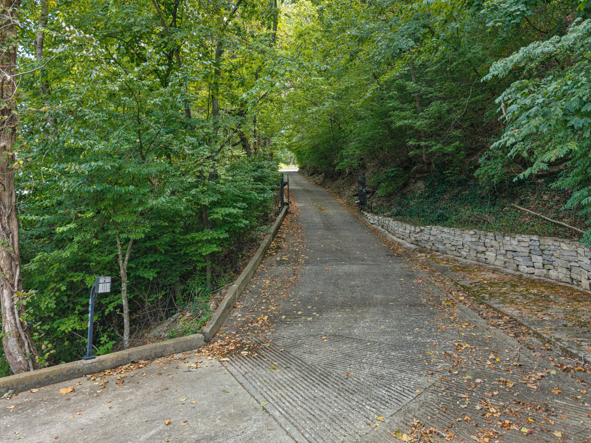 5495 Brick Church Pike Property Photo 4