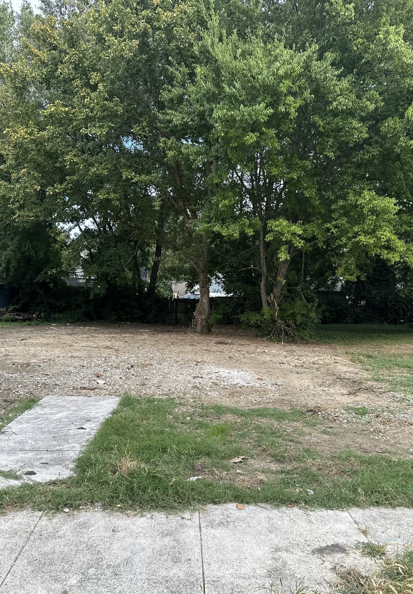 124 S Kentucky Ave Property Photo 2