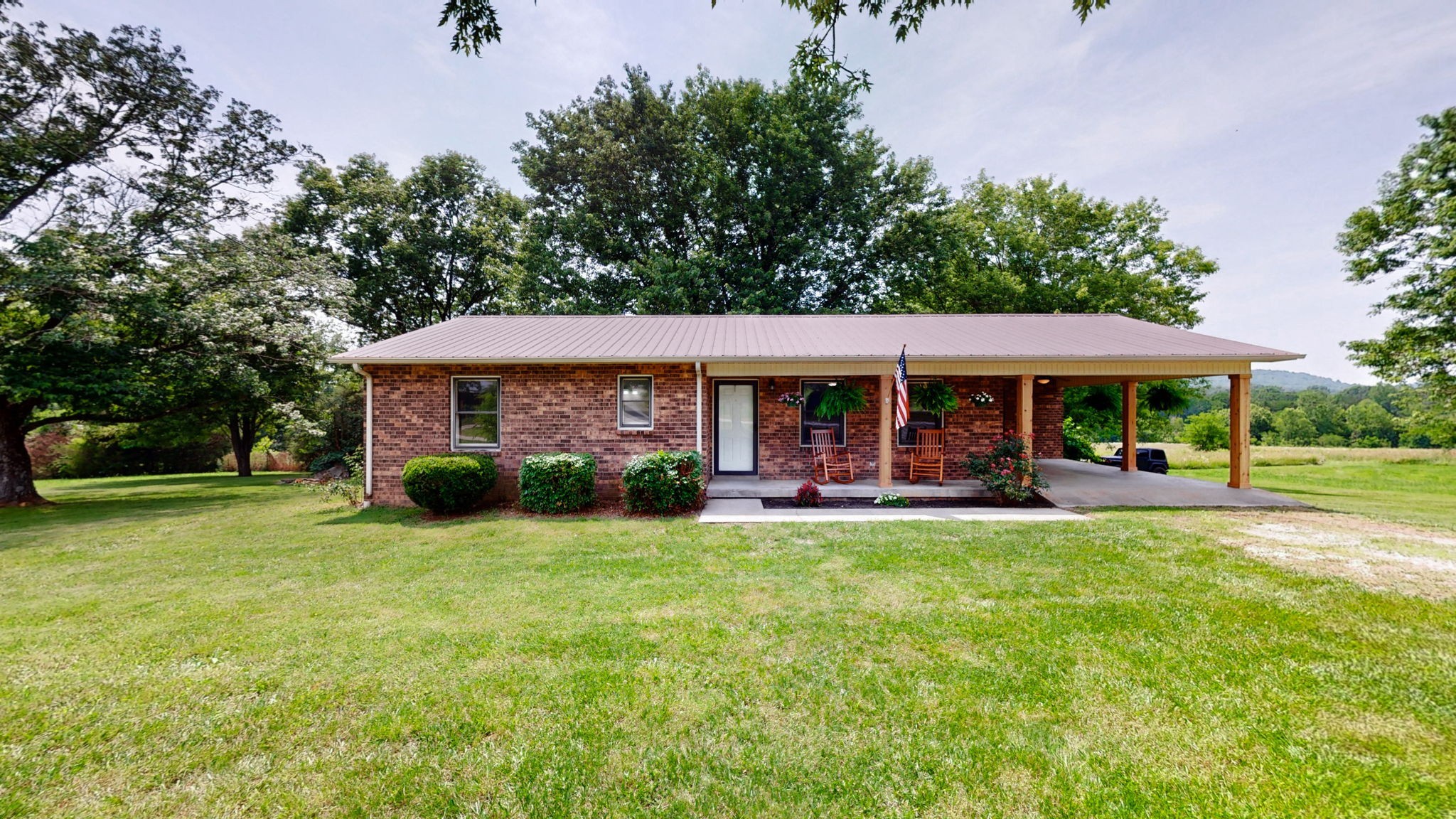 3460 Bradyville Rd Property Photo 1