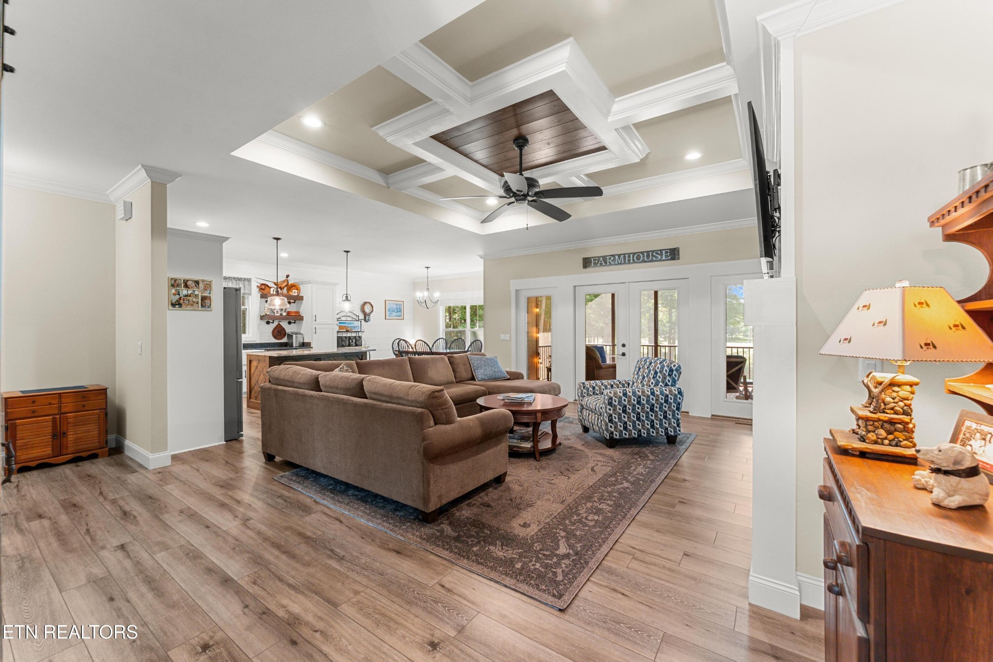 14 Renwick Drive Property Photo 5