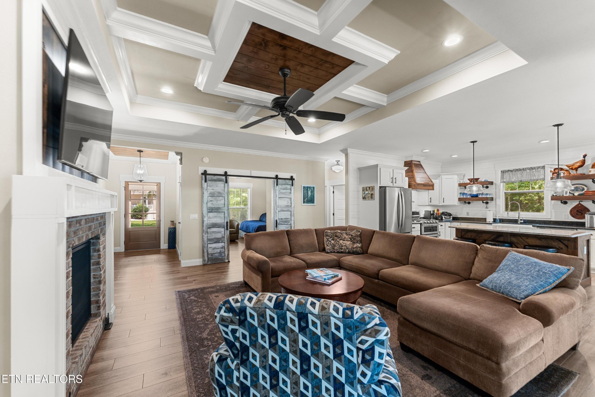 14 Renwick Drive Property Photo 7