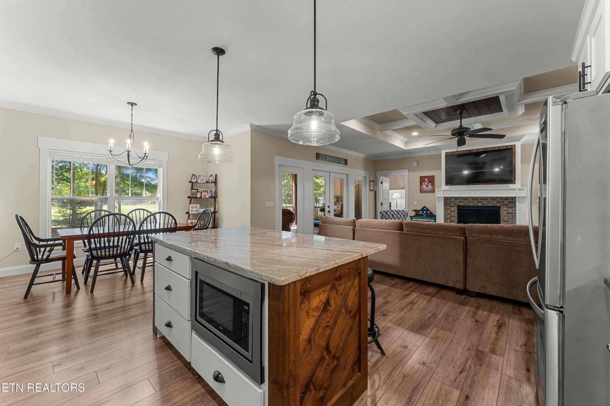 14 Renwick Drive Property Photo 10