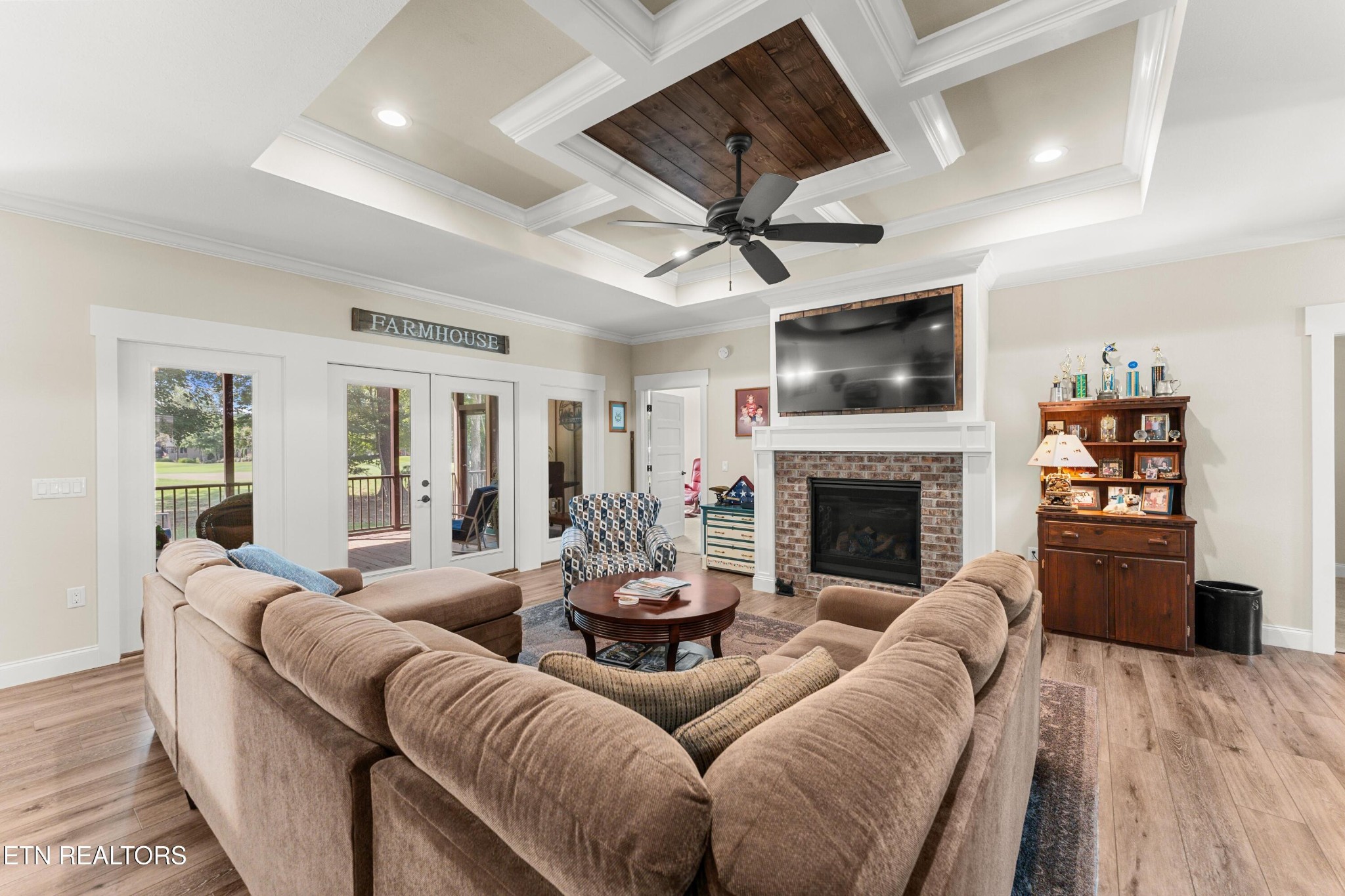 14 Renwick Drive Property Photo 17