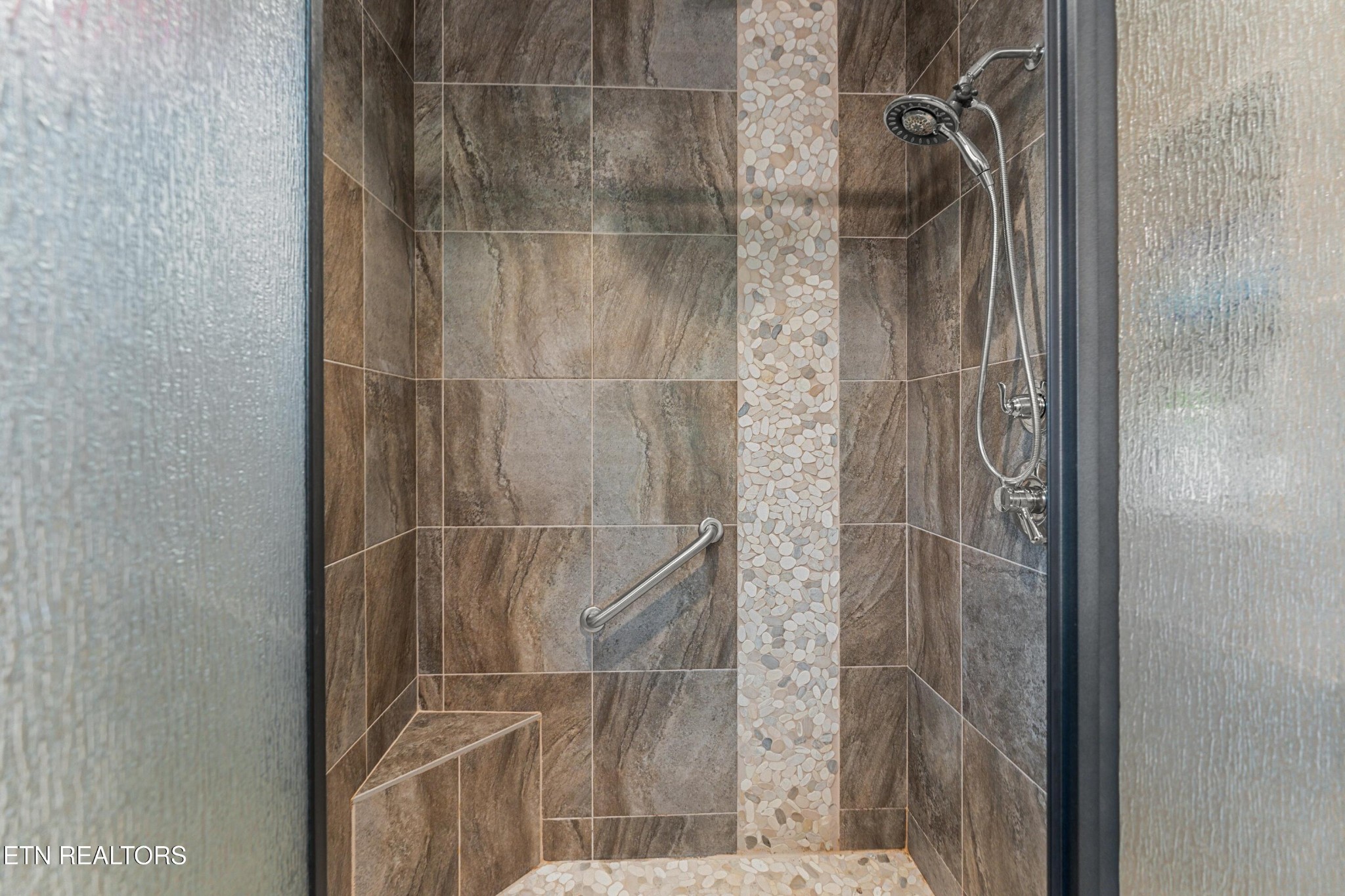 14 Renwick Drive Property Photo 26