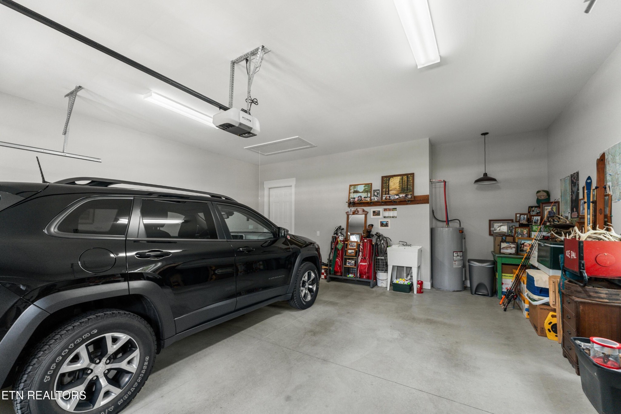 14 Renwick Drive Property Photo 34