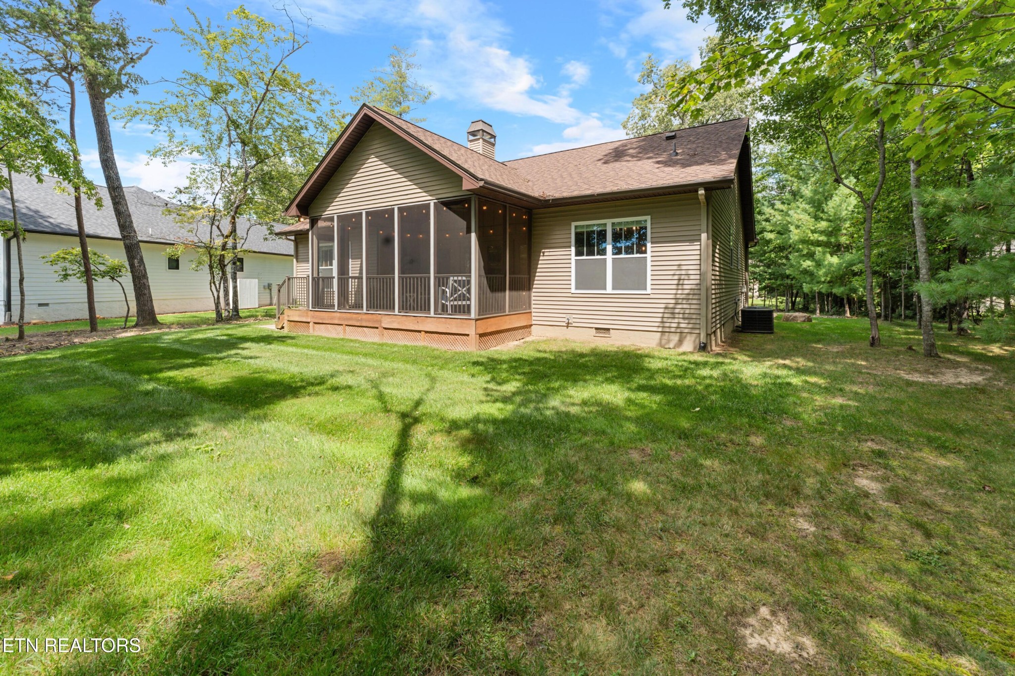 14 Renwick Drive Property Photo 37