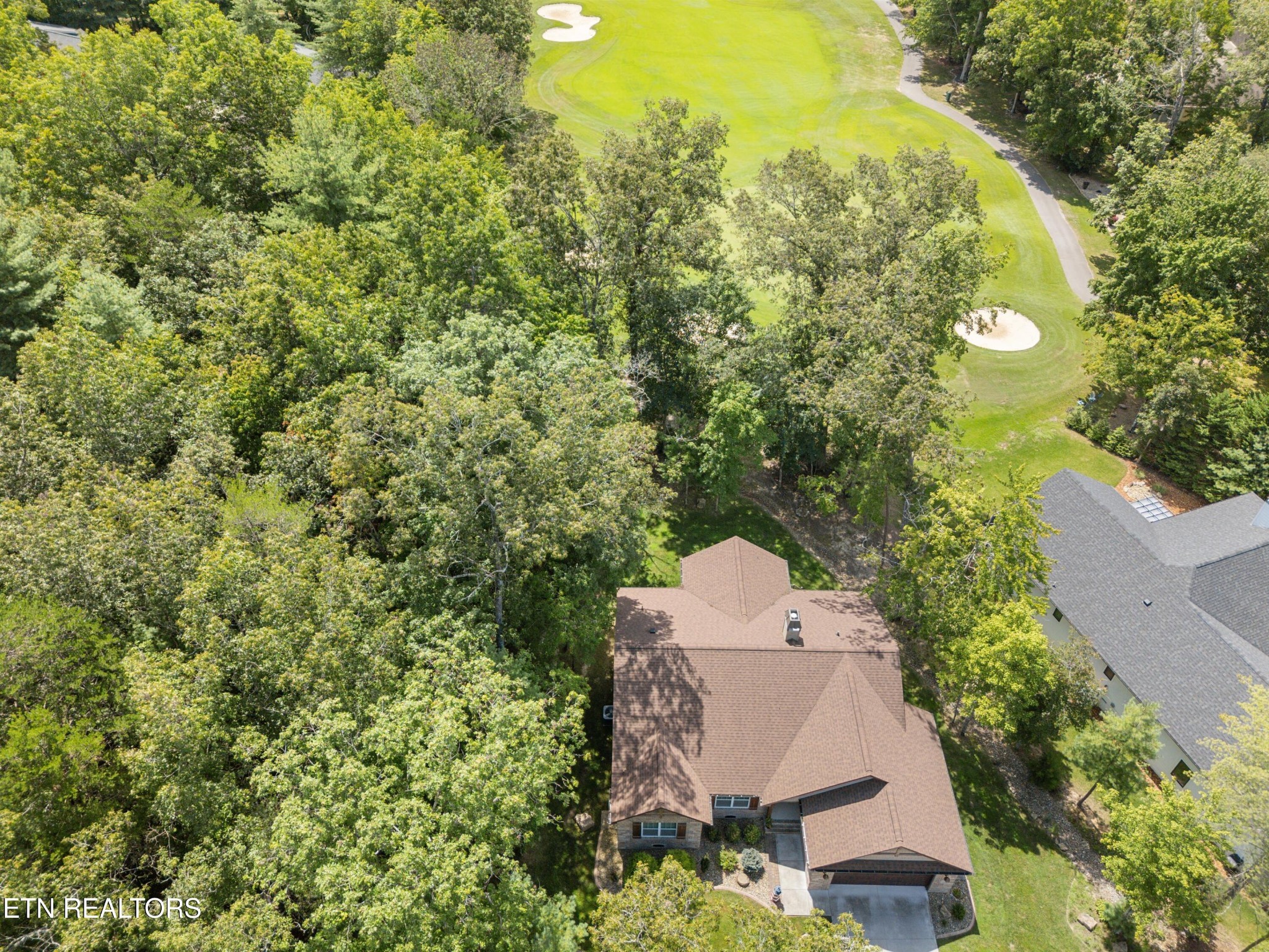 14 Renwick Drive Property Photo 40