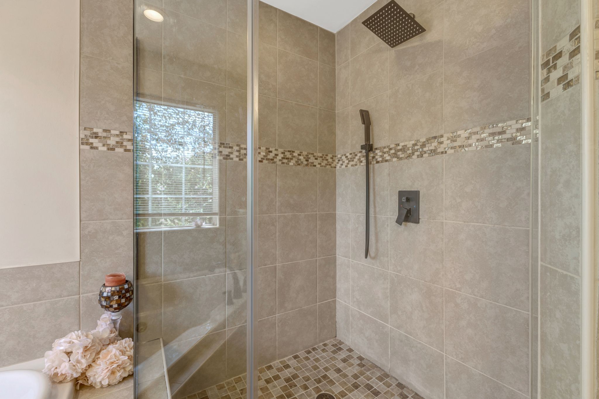 5233 Timber Gap Dr Property Photo 20