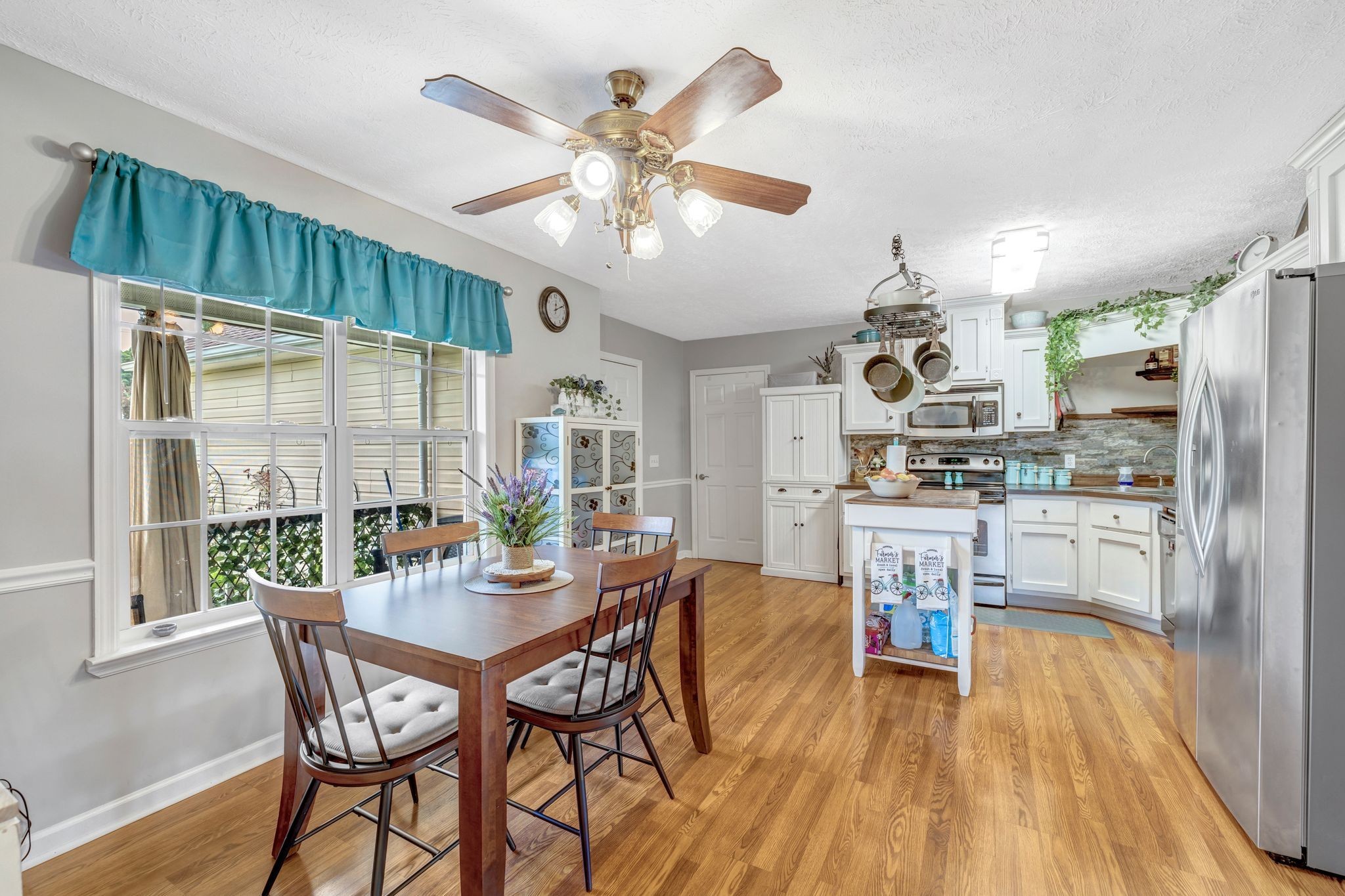 272 Jacoby Dr Property Photo 7