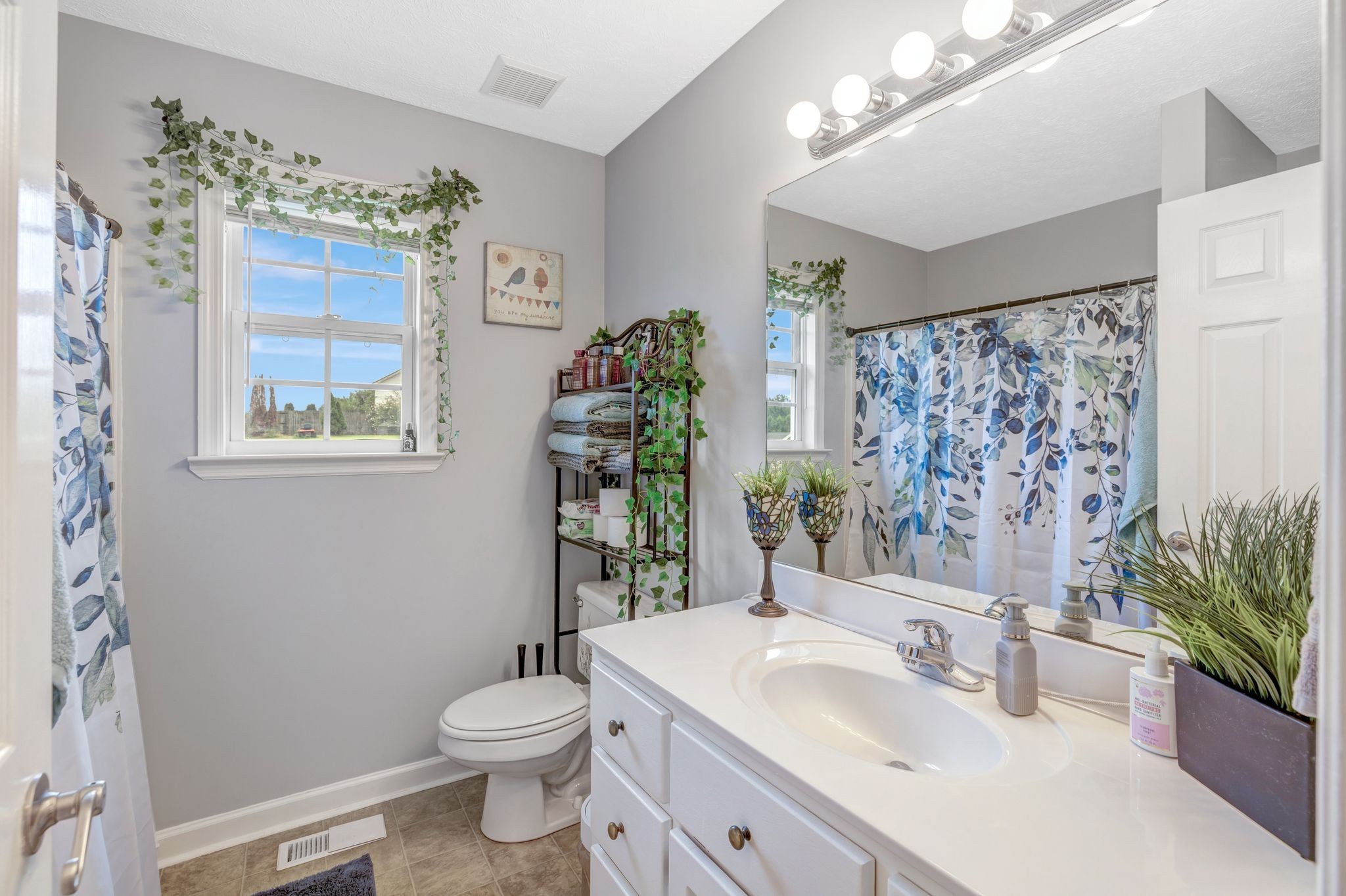 272 Jacoby Dr Property Photo 25