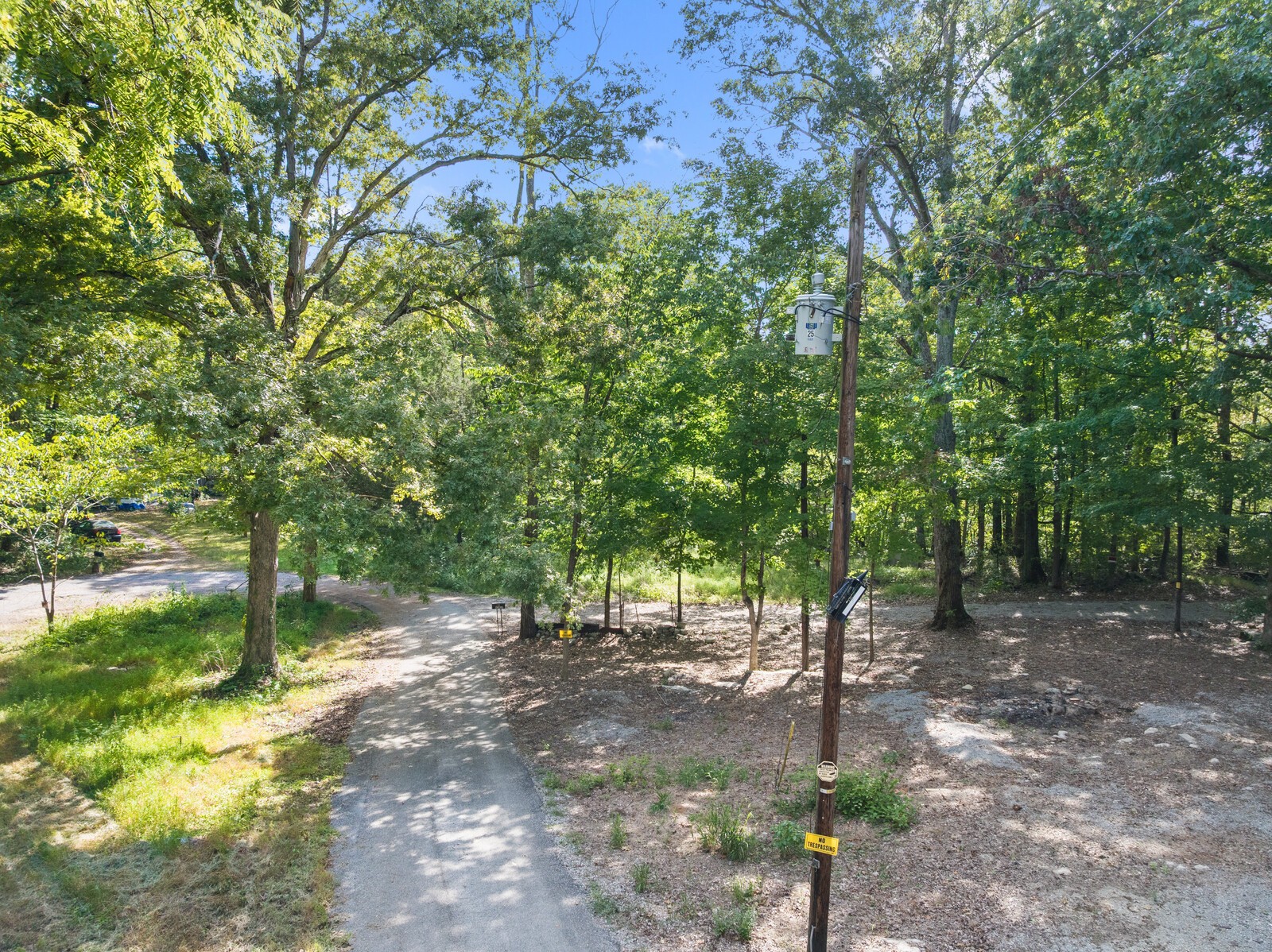 580 Carr Rd Property Photo 6