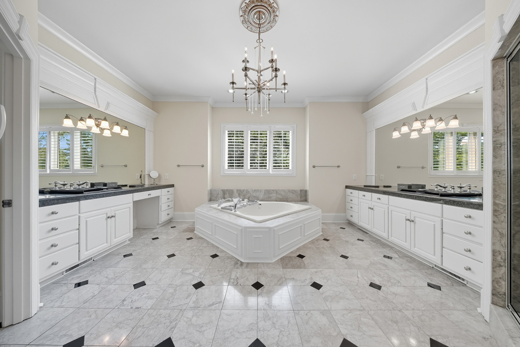 700 Princeton Hills Dr Property Photo 16