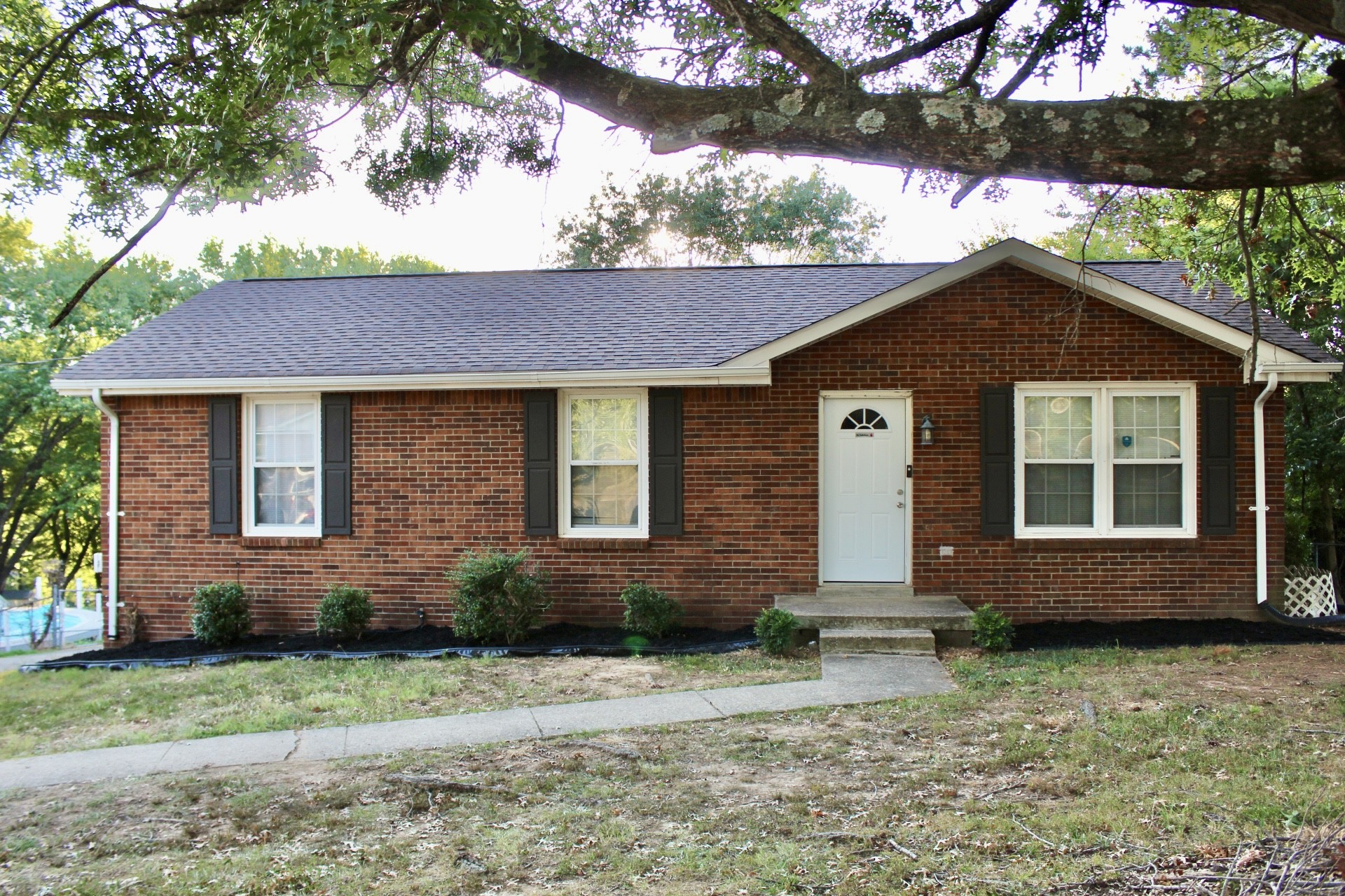 1810 Apex Dr Property Photo 1