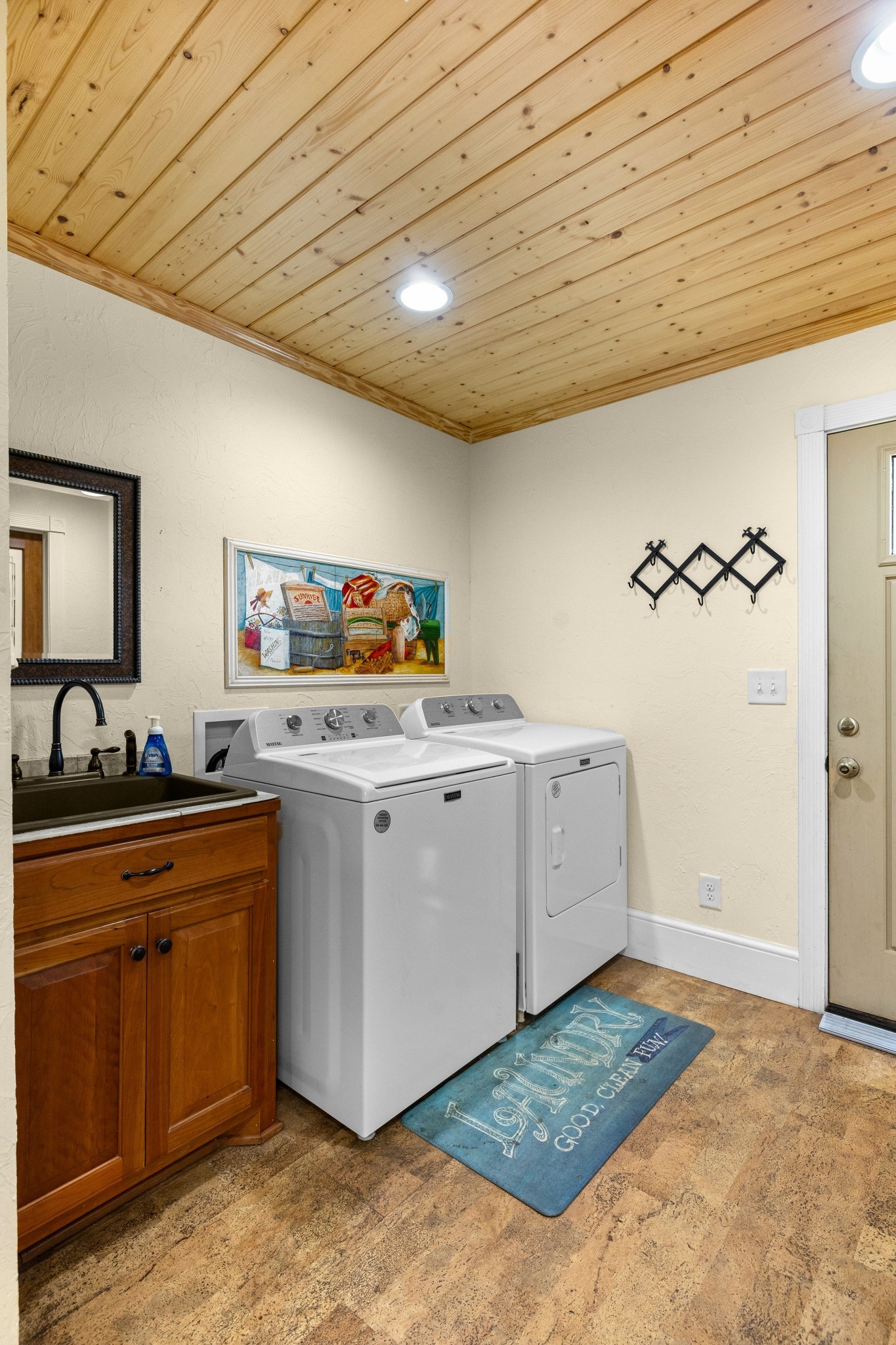 1556 Chestnut Grove Rd Property Photo 16