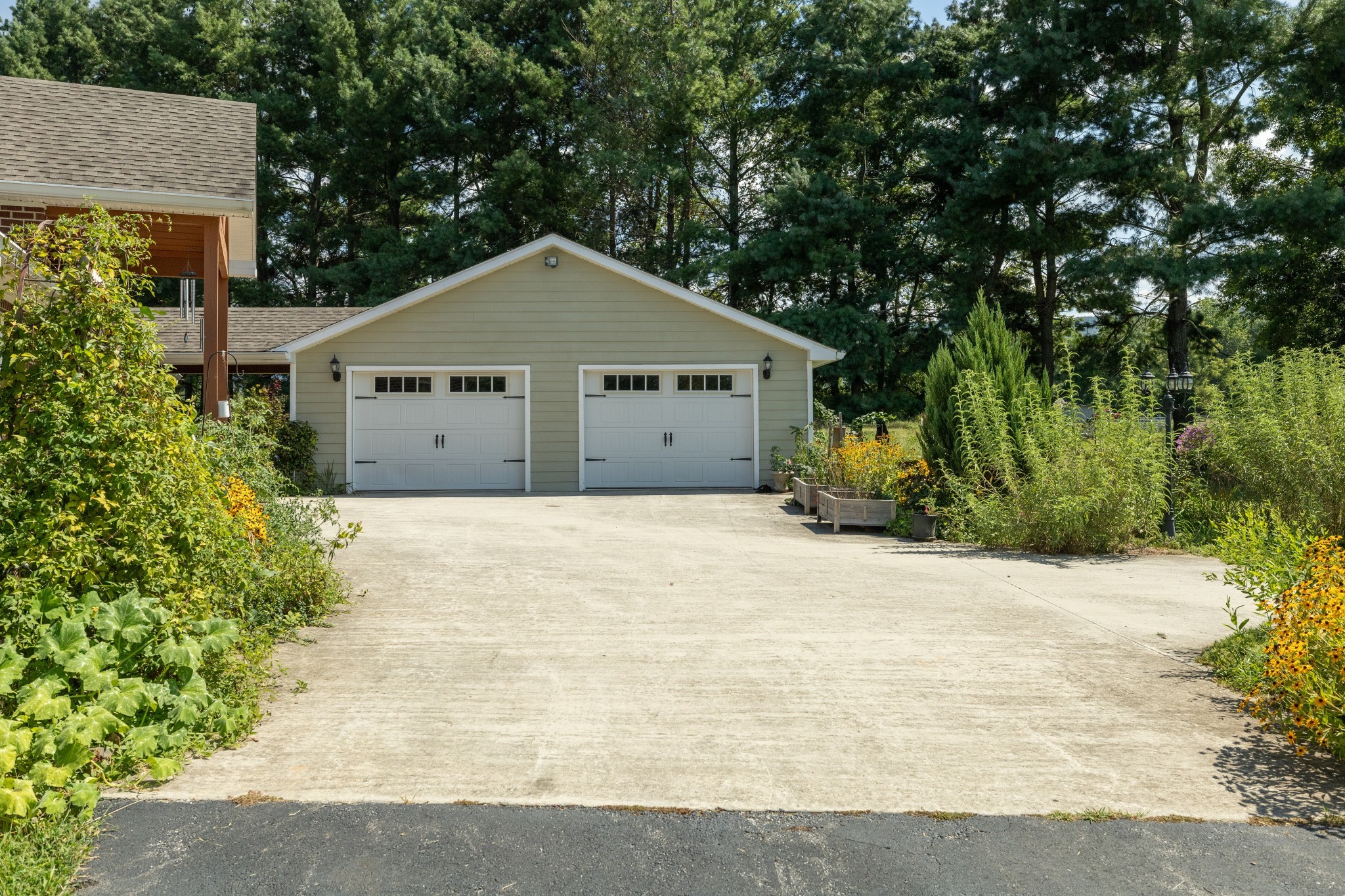 1556 Chestnut Grove Rd Property Photo 41