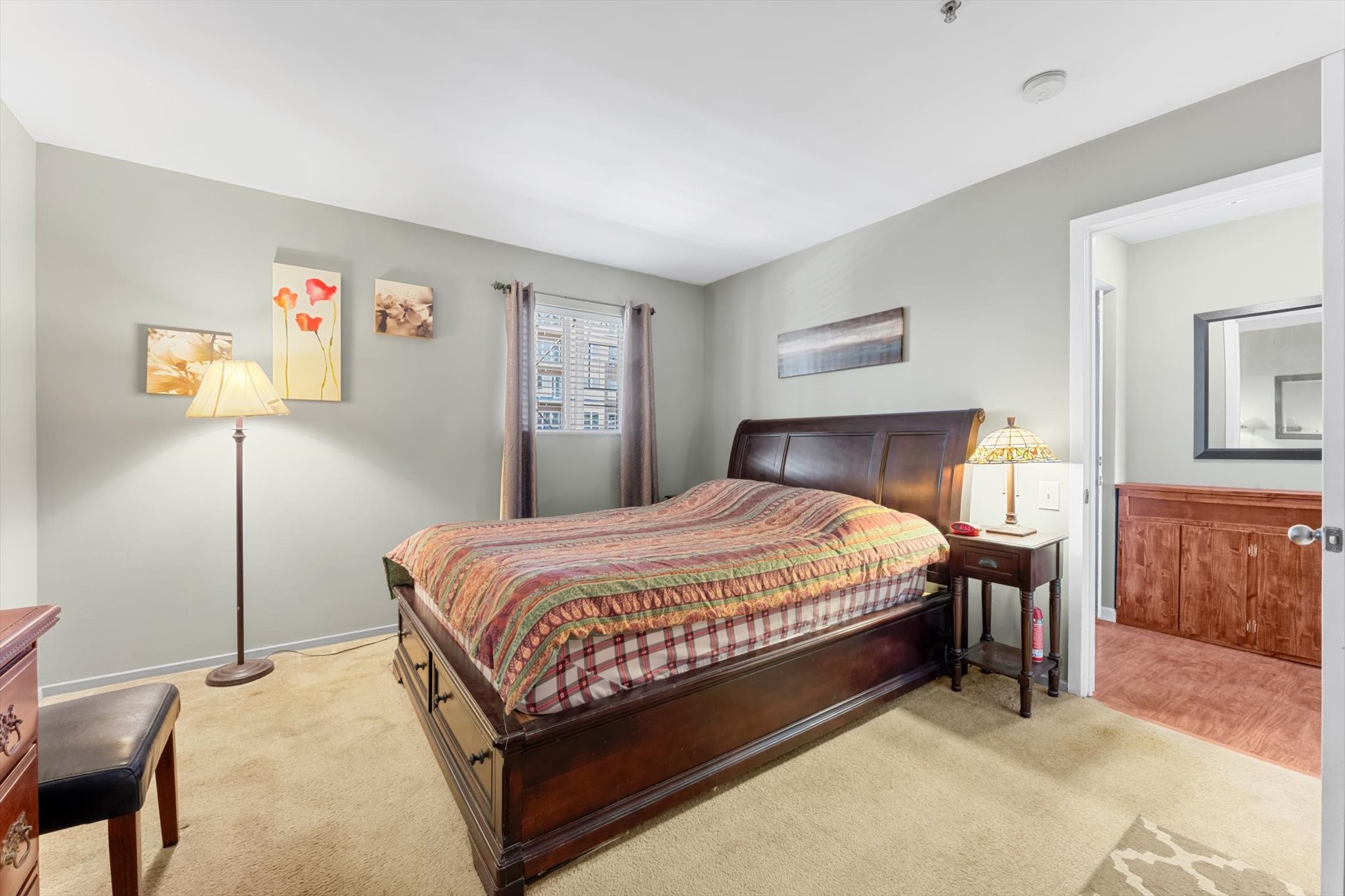 936 1st Ave, N Property Photo 15