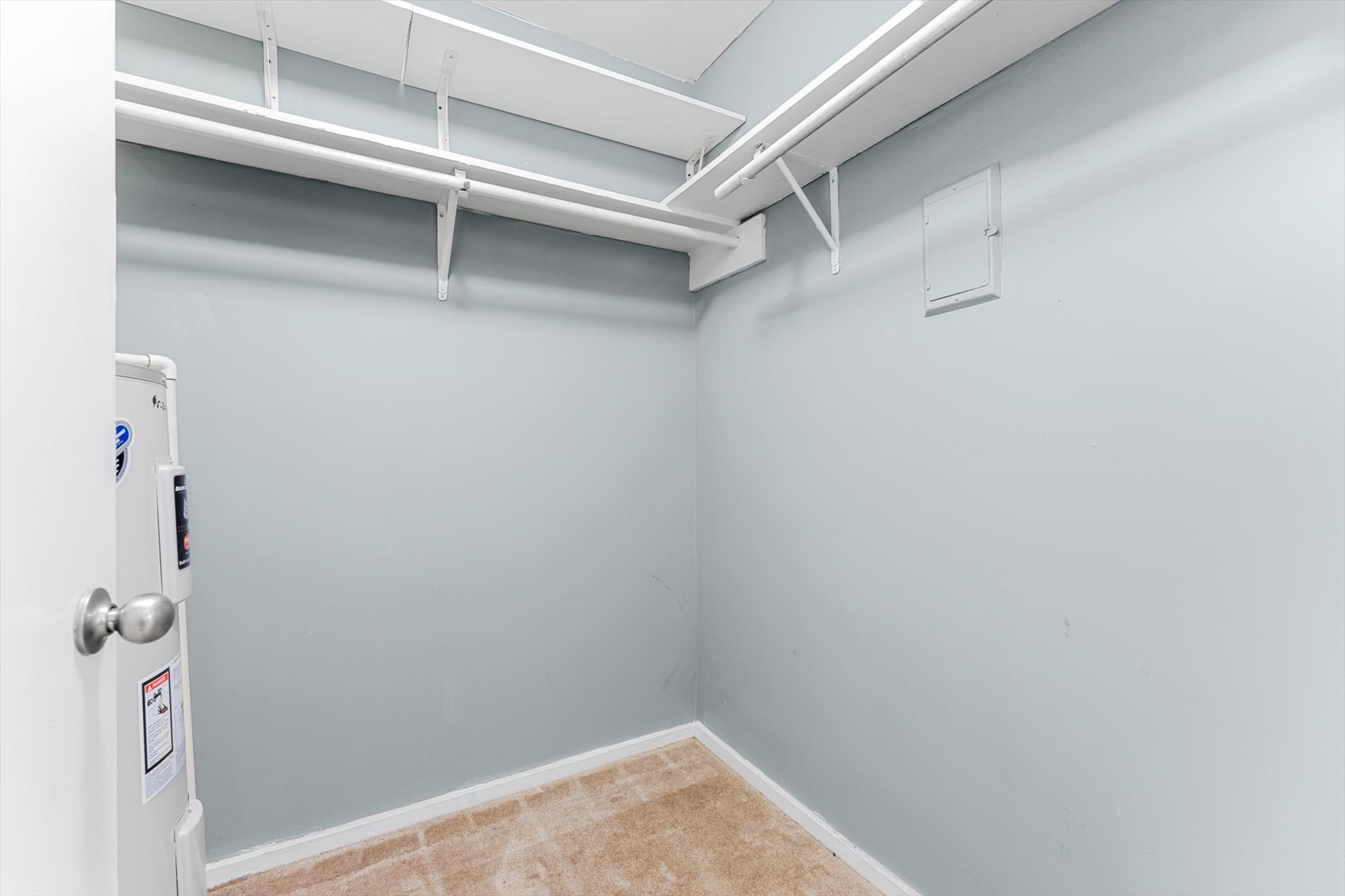 936 1st Ave, N Property Photo 16