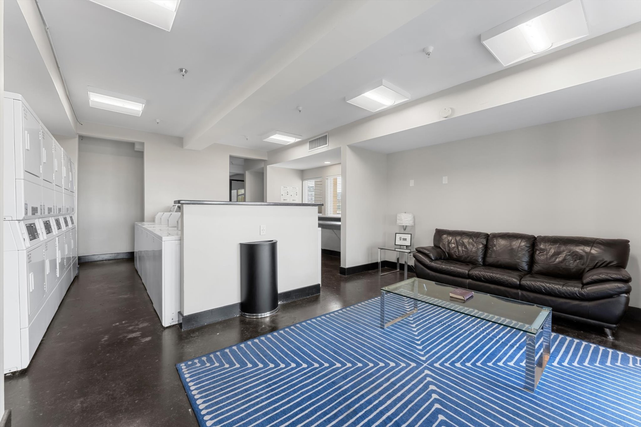 936 1st Ave, N Property Photo 20