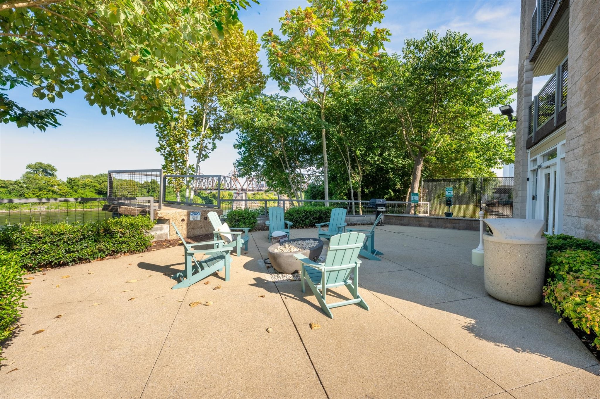 936 1st Ave, N Property Photo 23