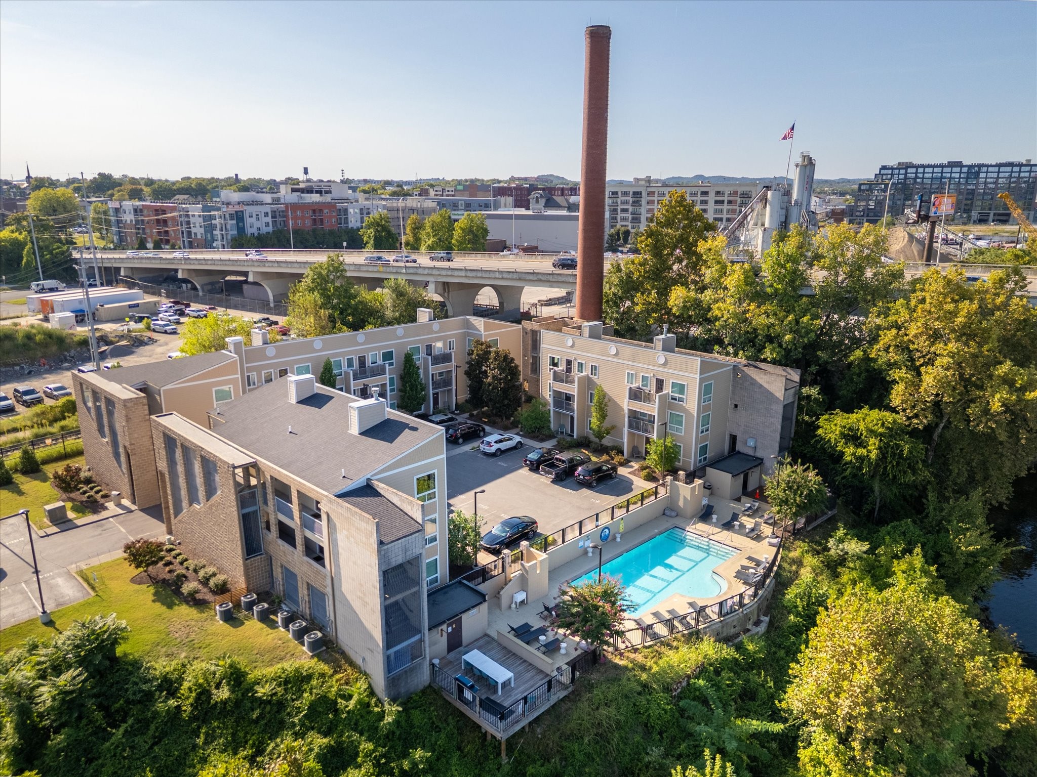 936 1st Ave, N Property Photo 29