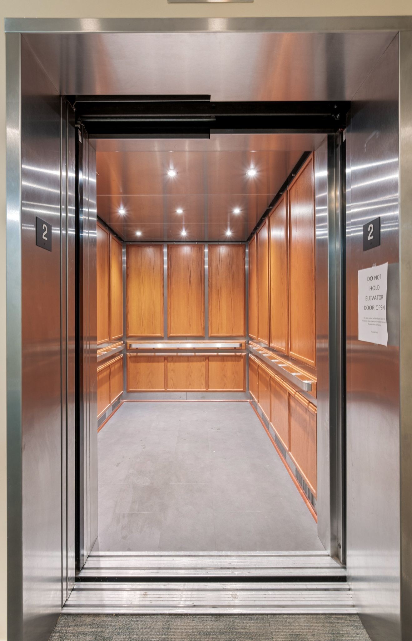 1015 Fatherland St Property Photo 10