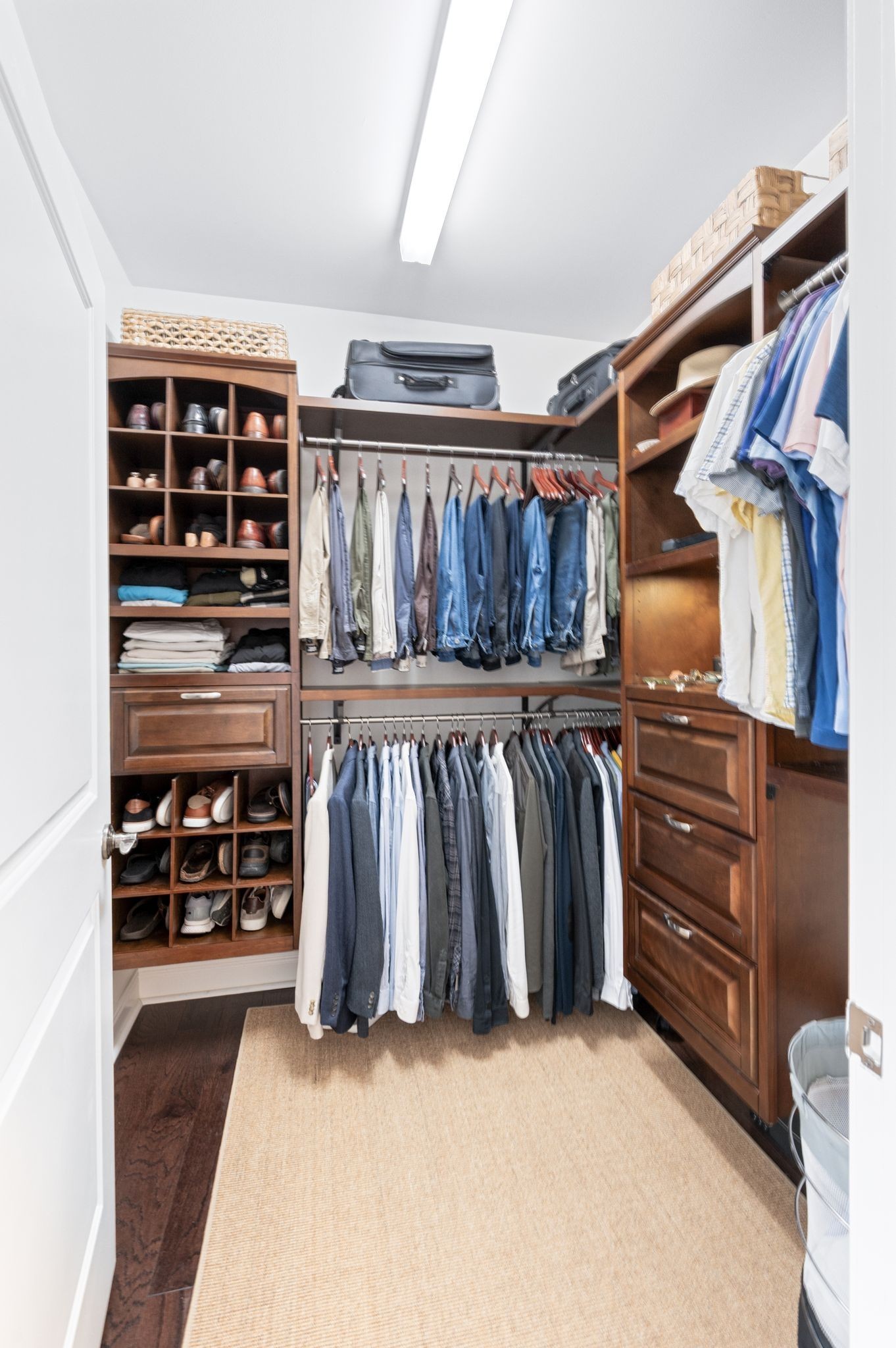 1015 Fatherland St Property Photo 38