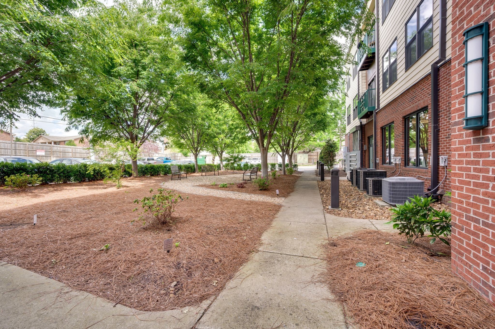 1015 Fatherland St Property Photo 42