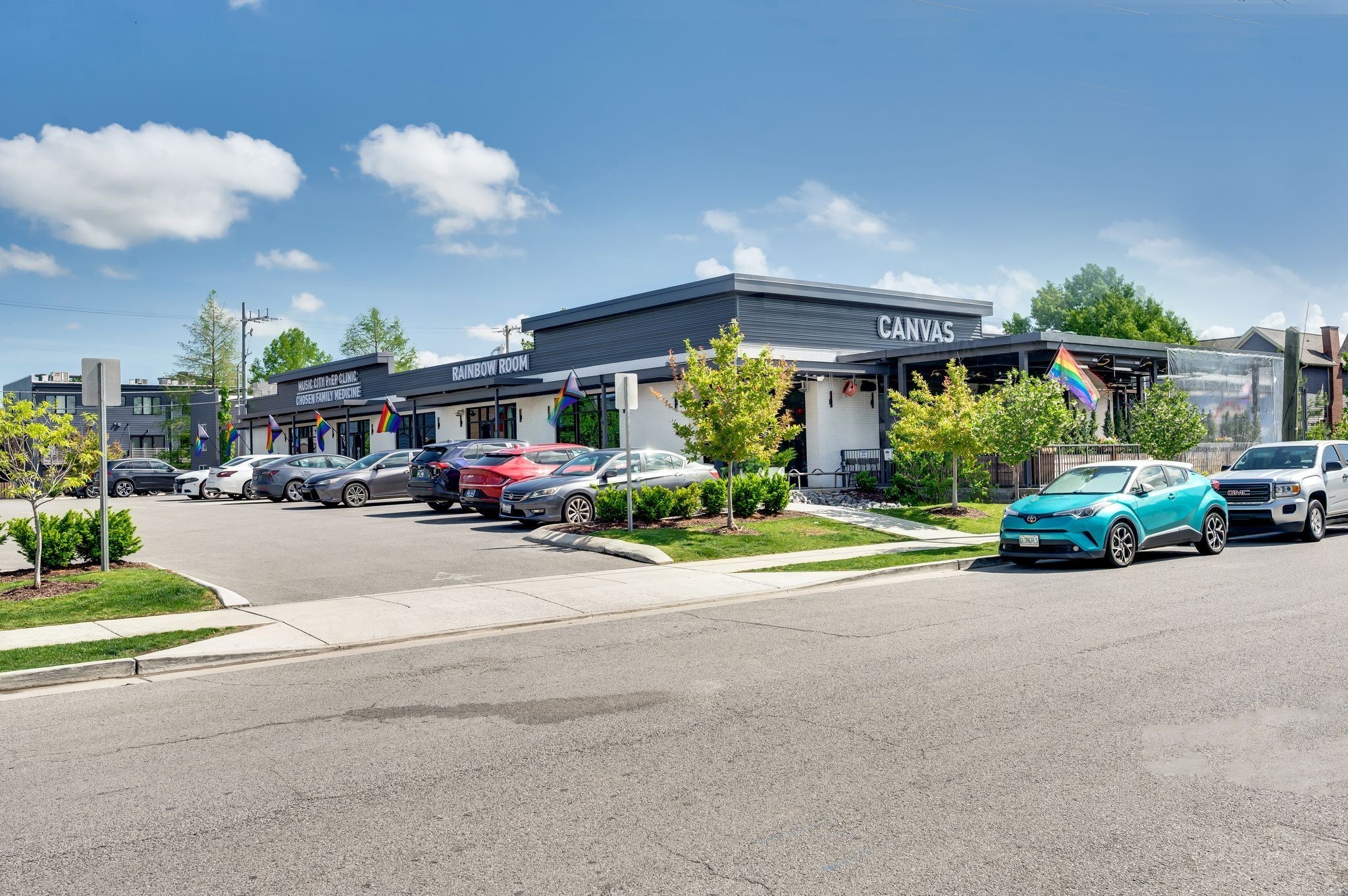 1015 Fatherland St Property Photo 47