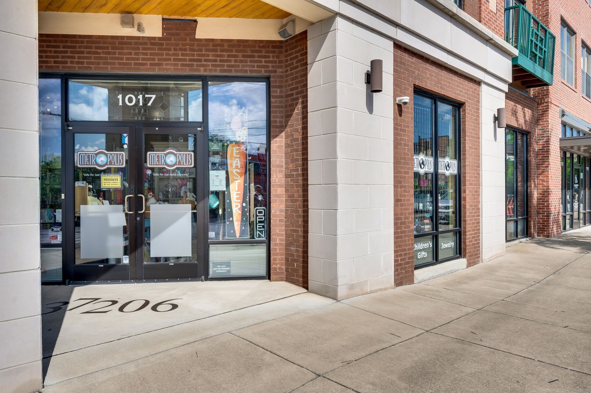 1015 Fatherland St Property Photo 50