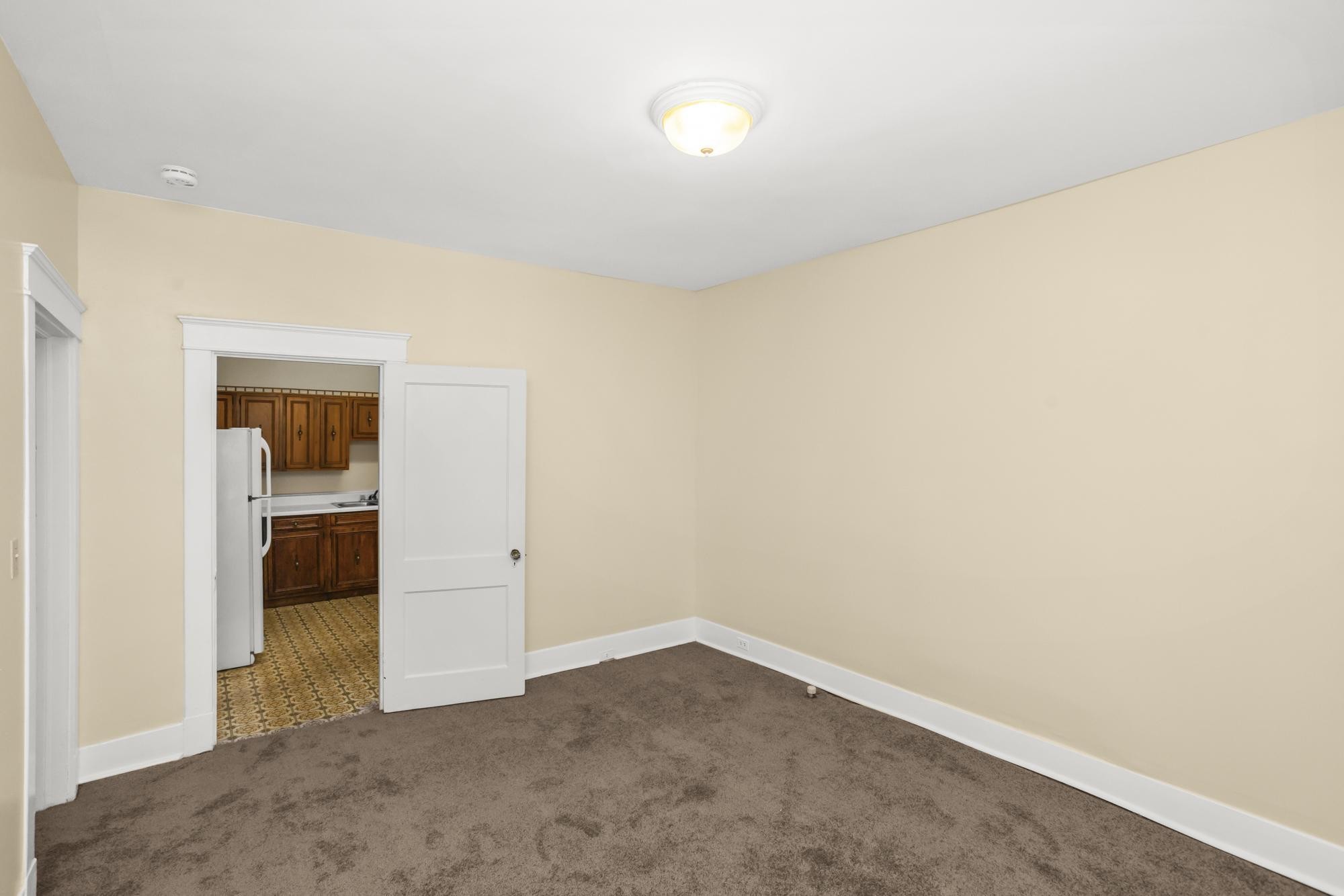 1604 18th Ave, S Property Photo 10