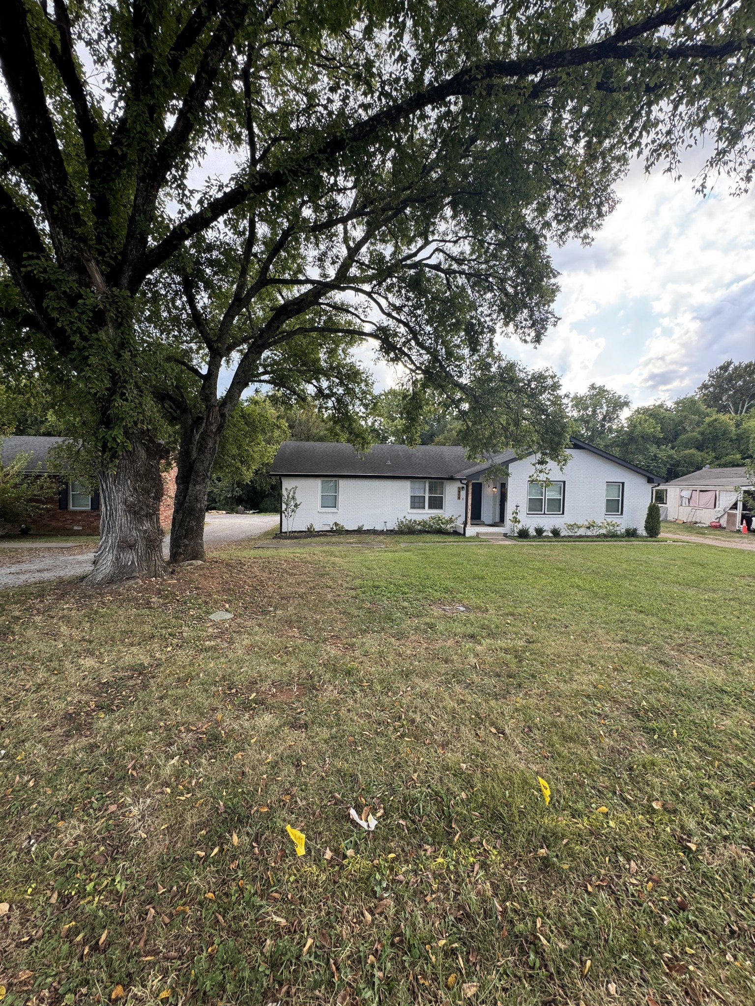 1408 Bradyville Pike Property Photo 1