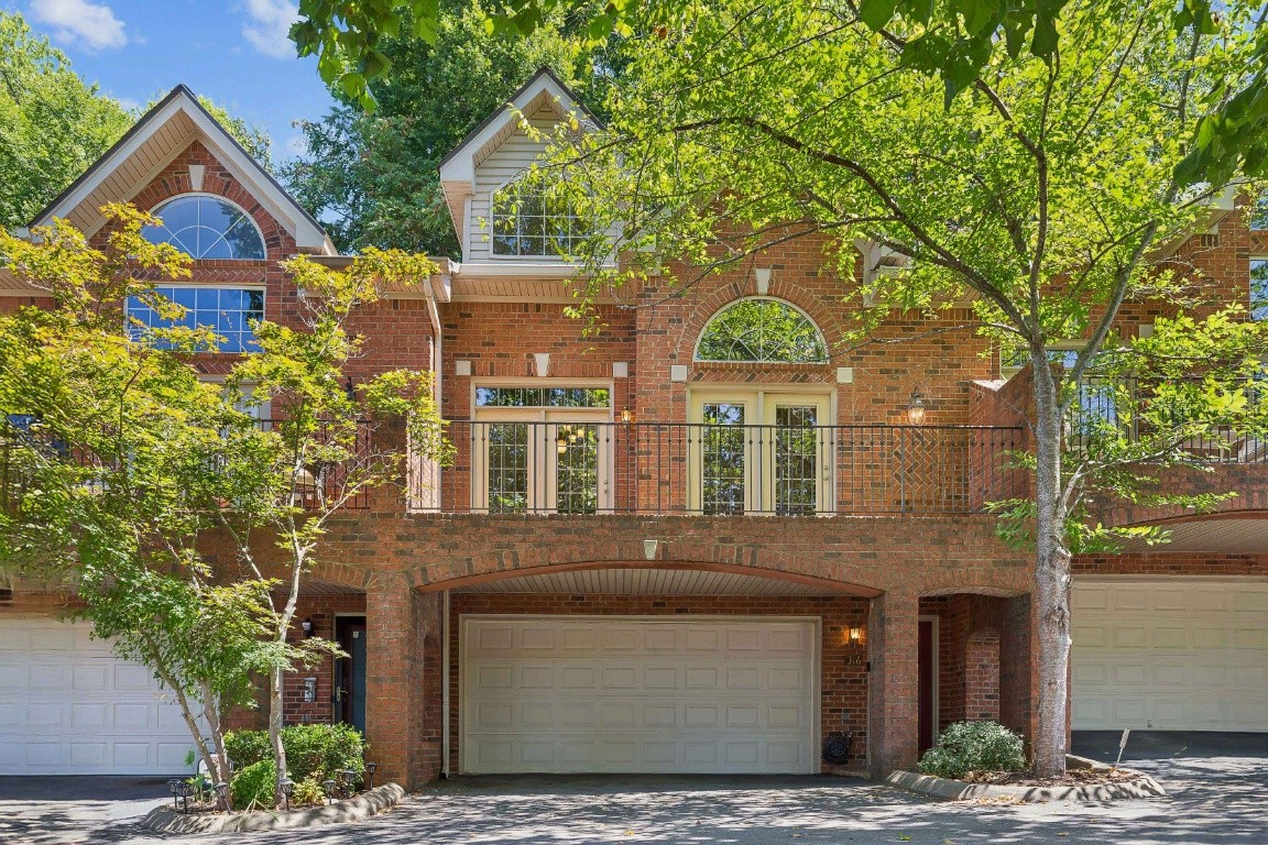 316 Riverstone Blvd Property Photo 1