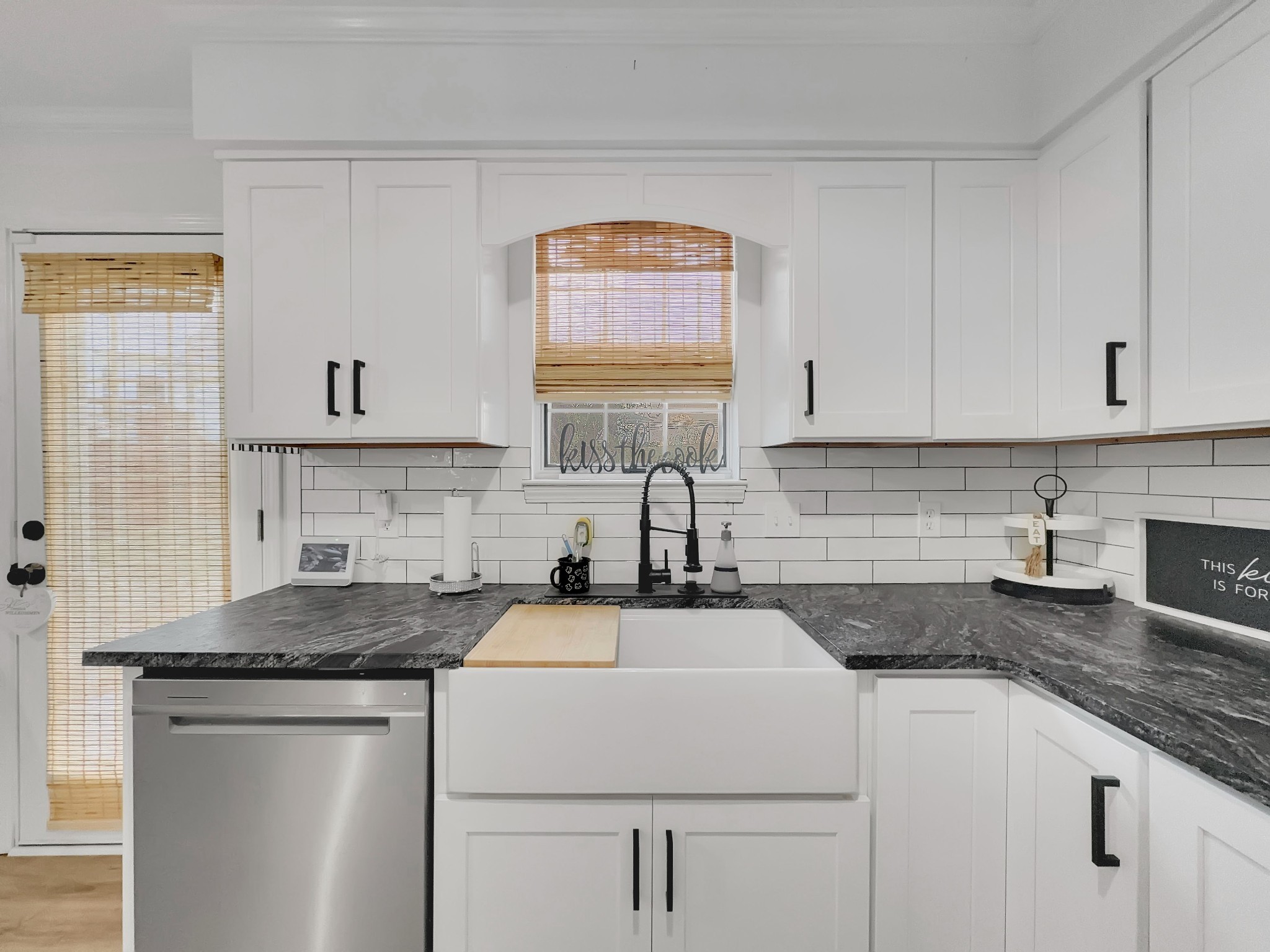 61 Rolling Meadows Dr Property Photo 8