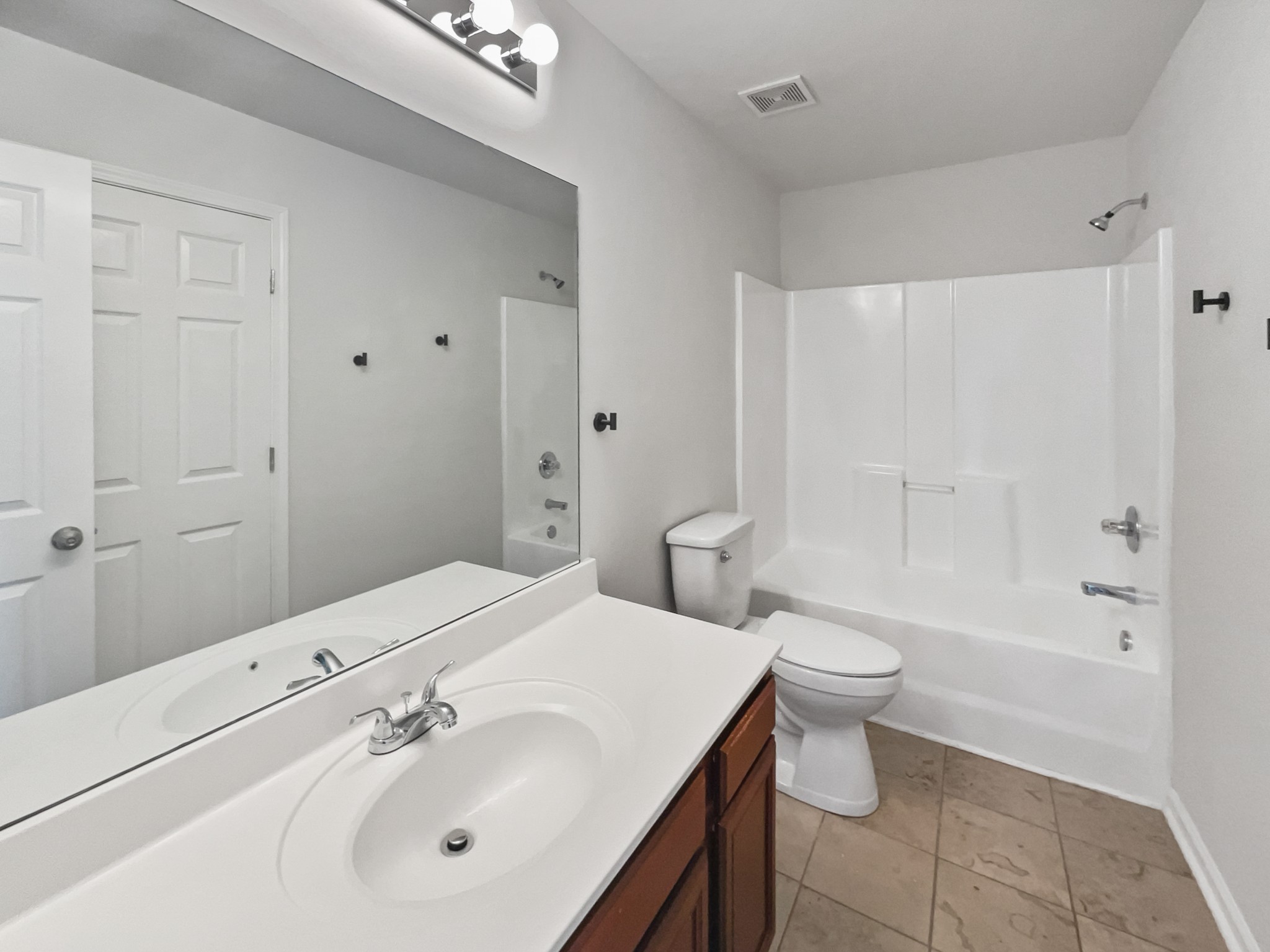 7513 W Winchester Dr Property Photo 11